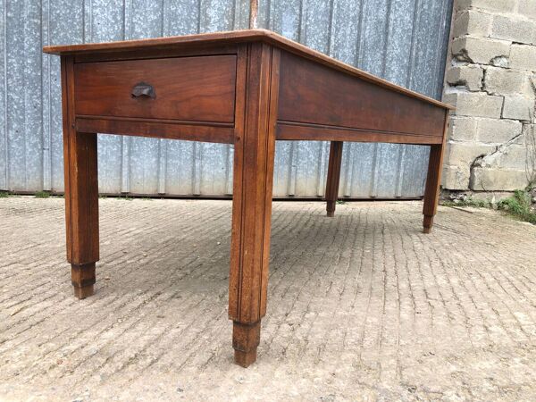 Table de ferme ancienne d’époque reconstruction en cerisier massif