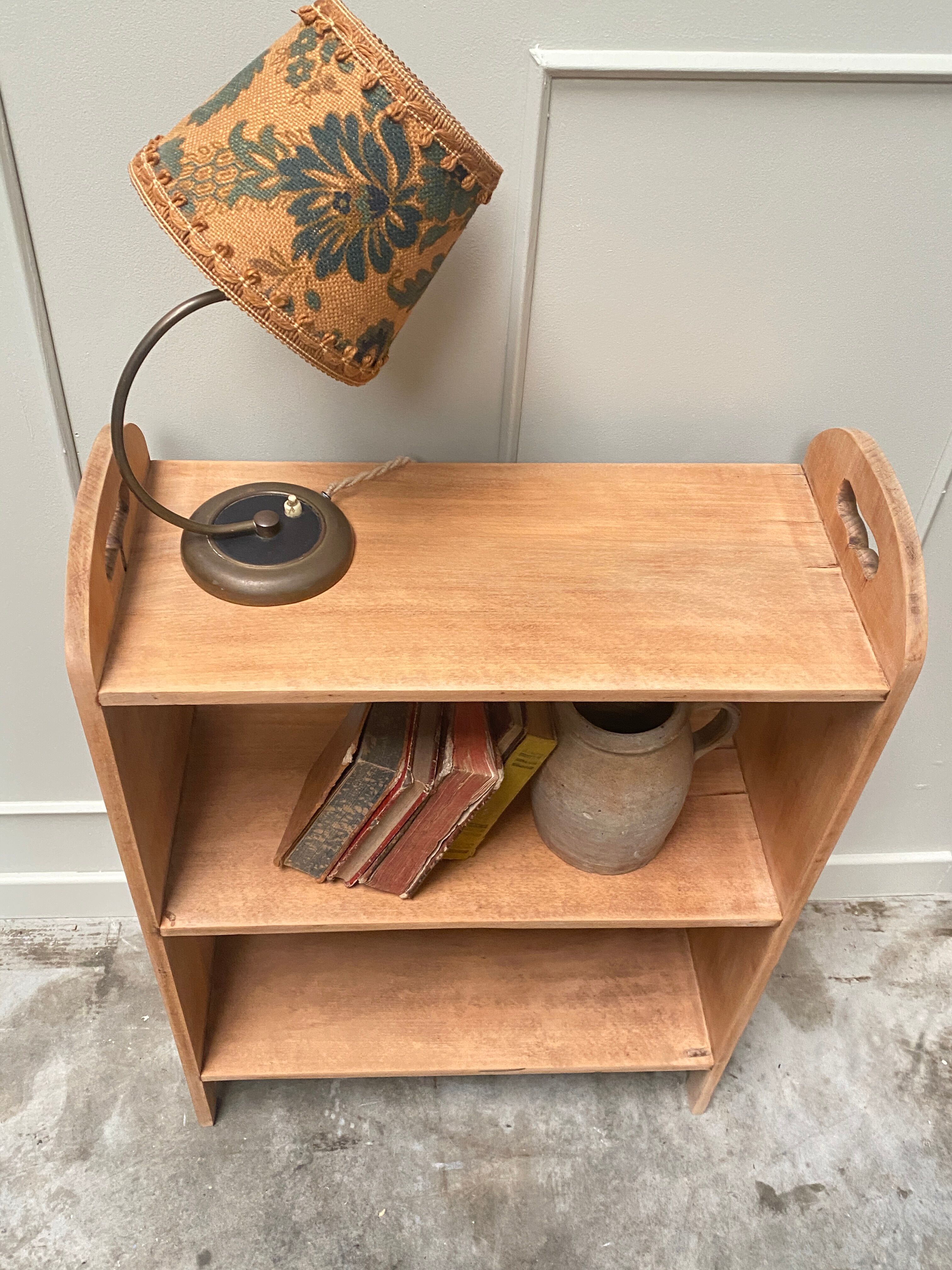 Petite étagère à poser