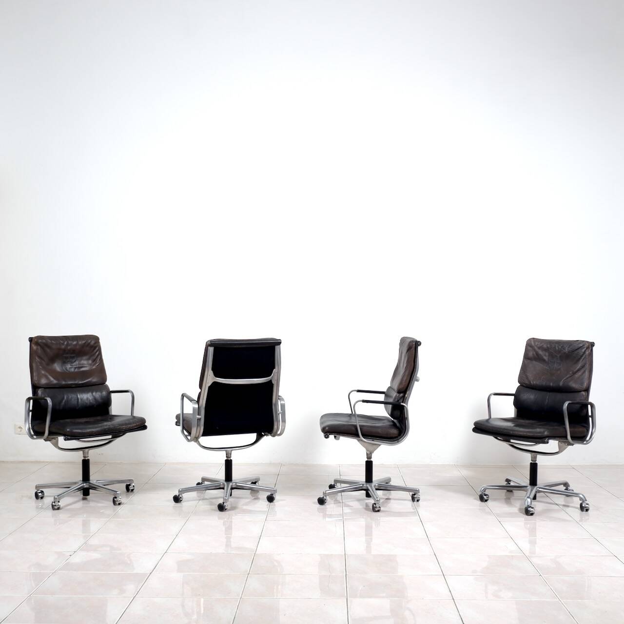 Chaise de bureau Eames Soft Pad du gouvernement de Basse-Autriche