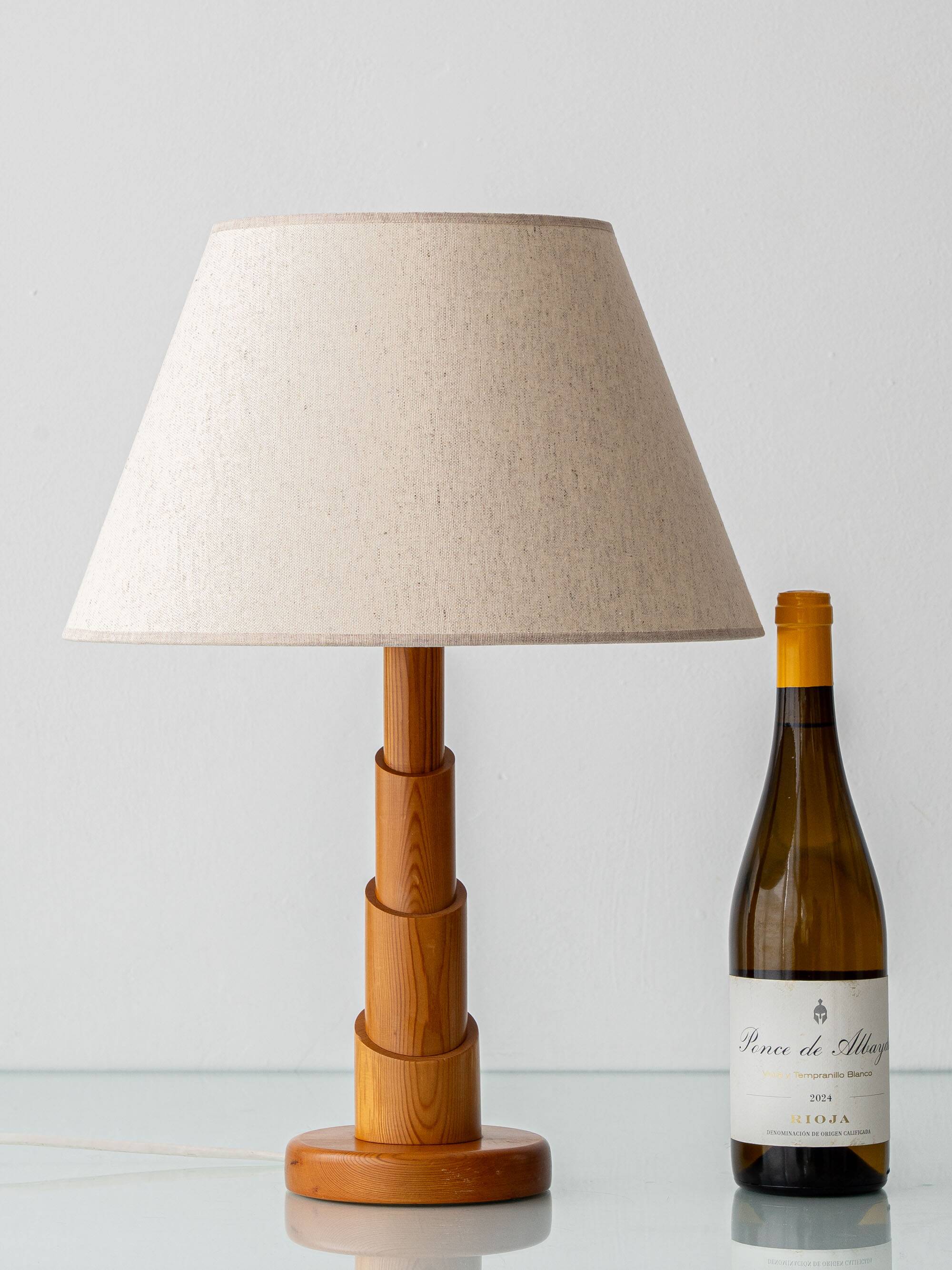 Scandinavian Modern Sculptural Solid Pine Table Lamp, circa 1970s