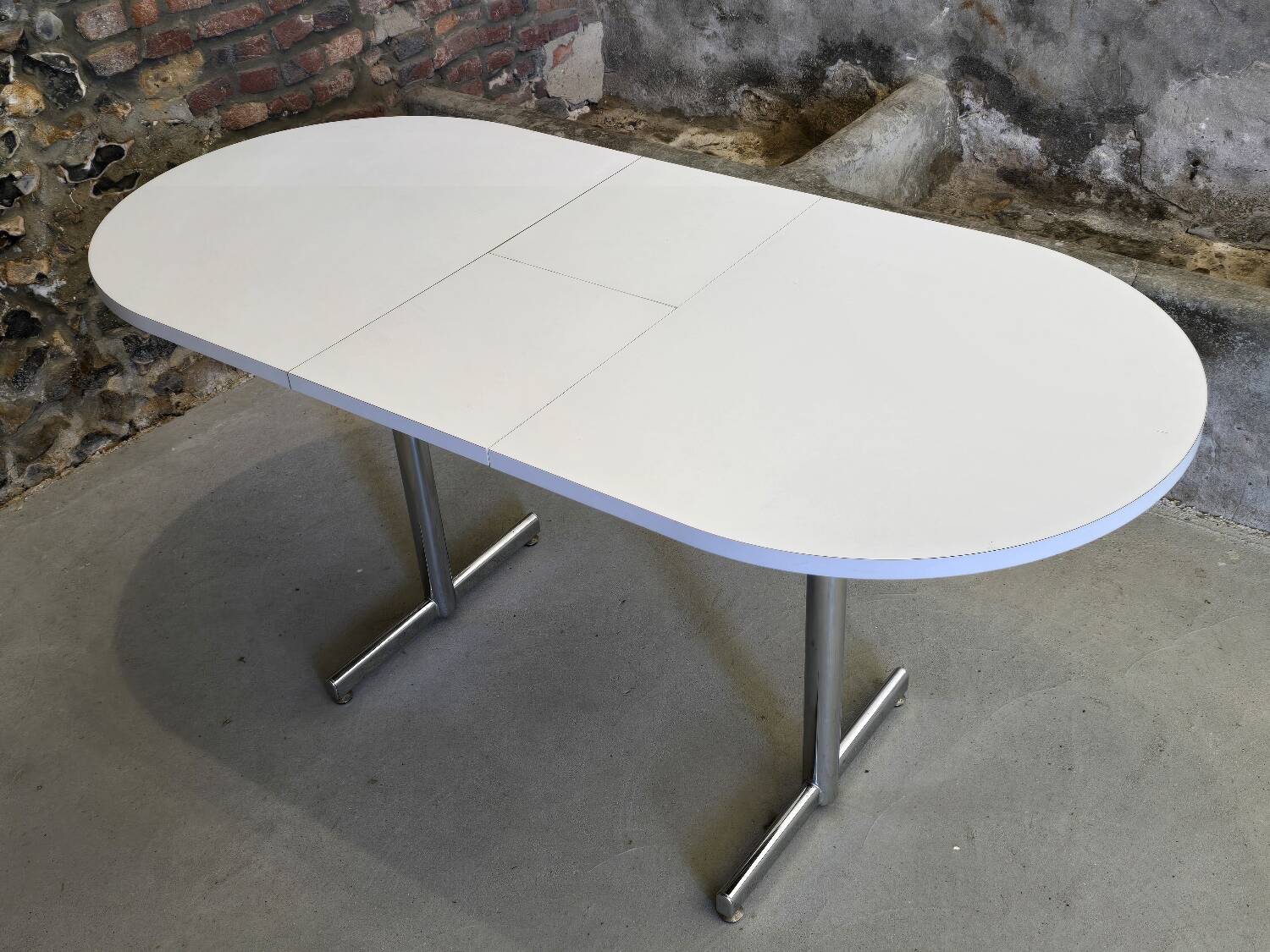 Oval table with central extension LAFA 1970s