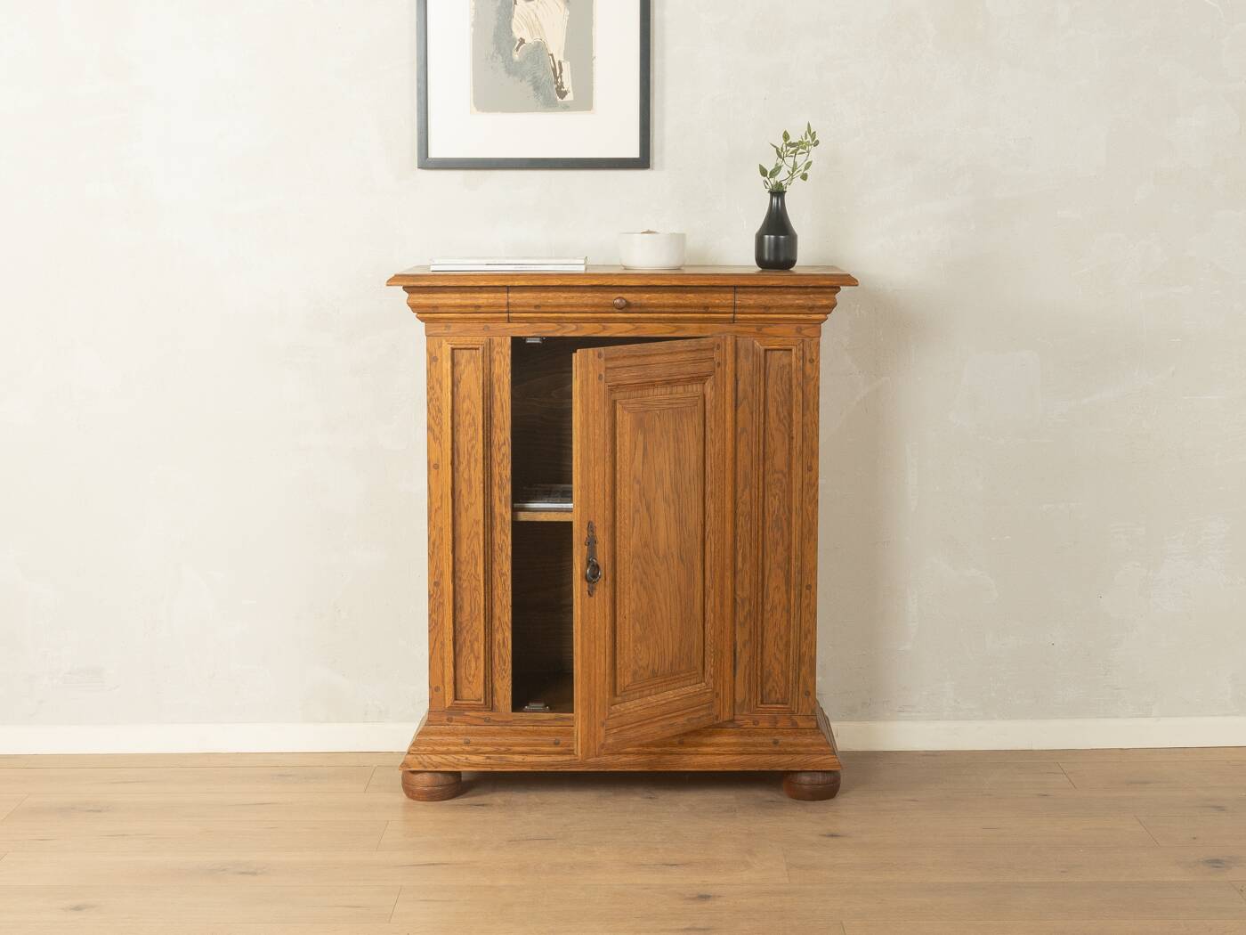 Classic antique chest of drawers from before 1900