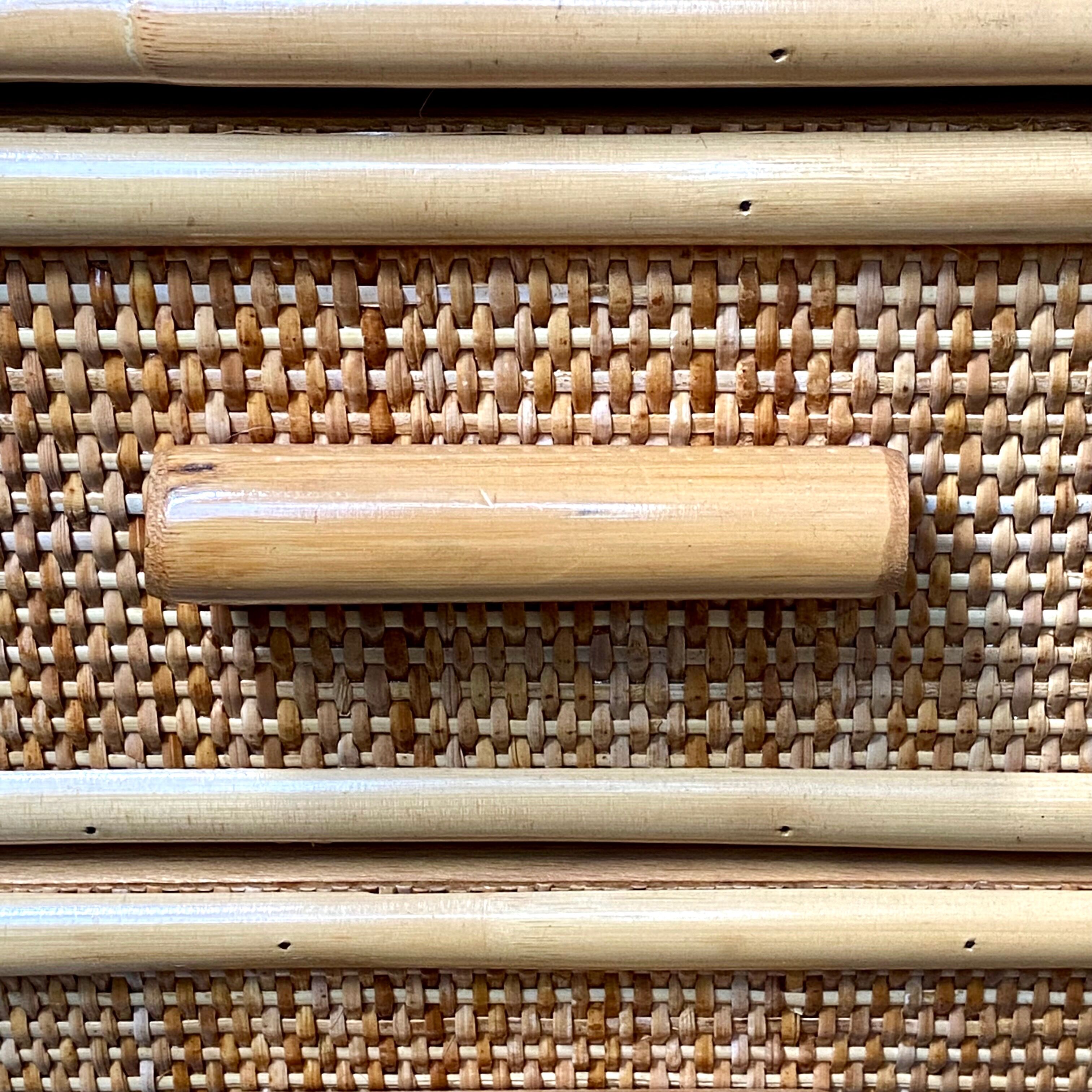 Chest of drawers in rattan and bamboo