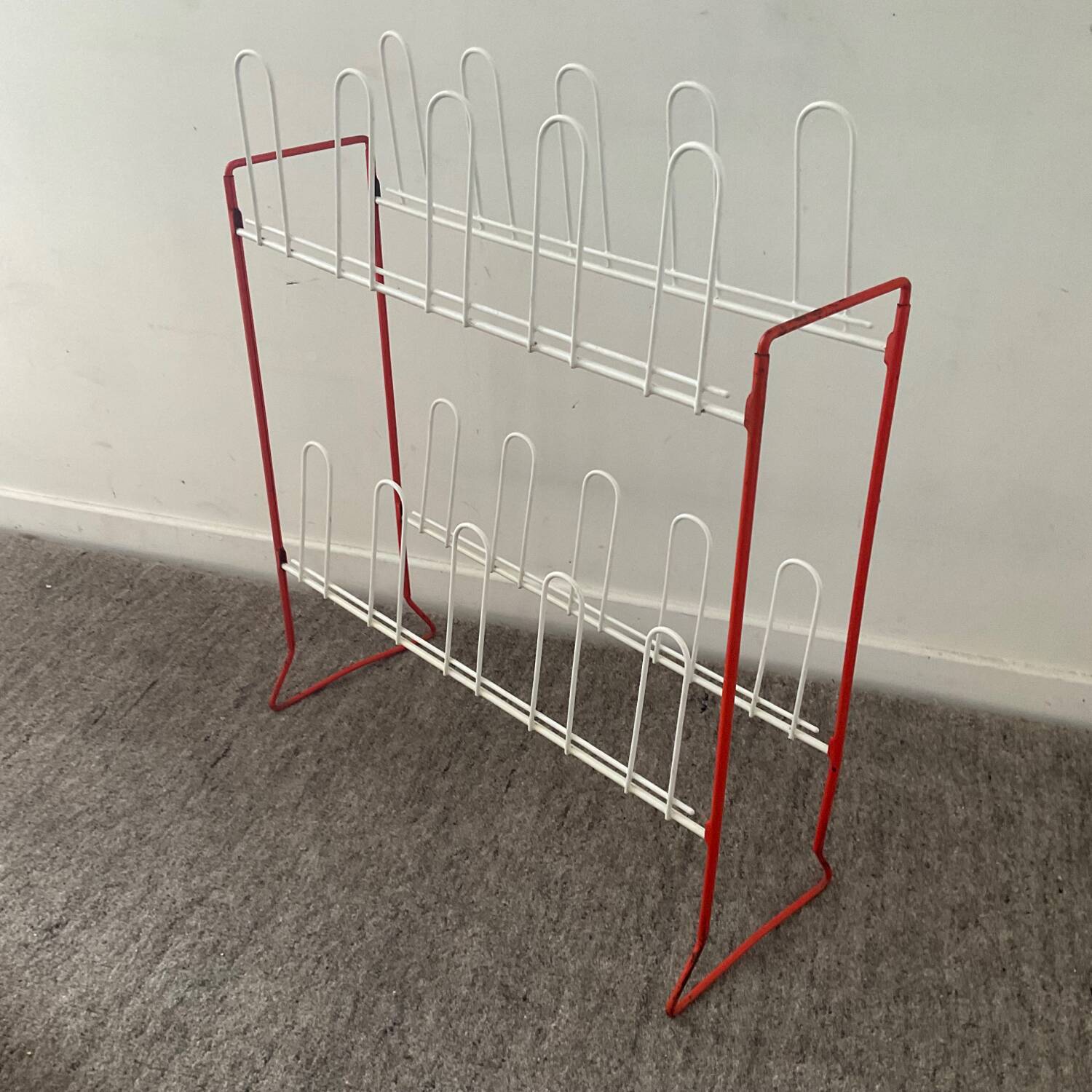 Vintage shoe rack from the 70s