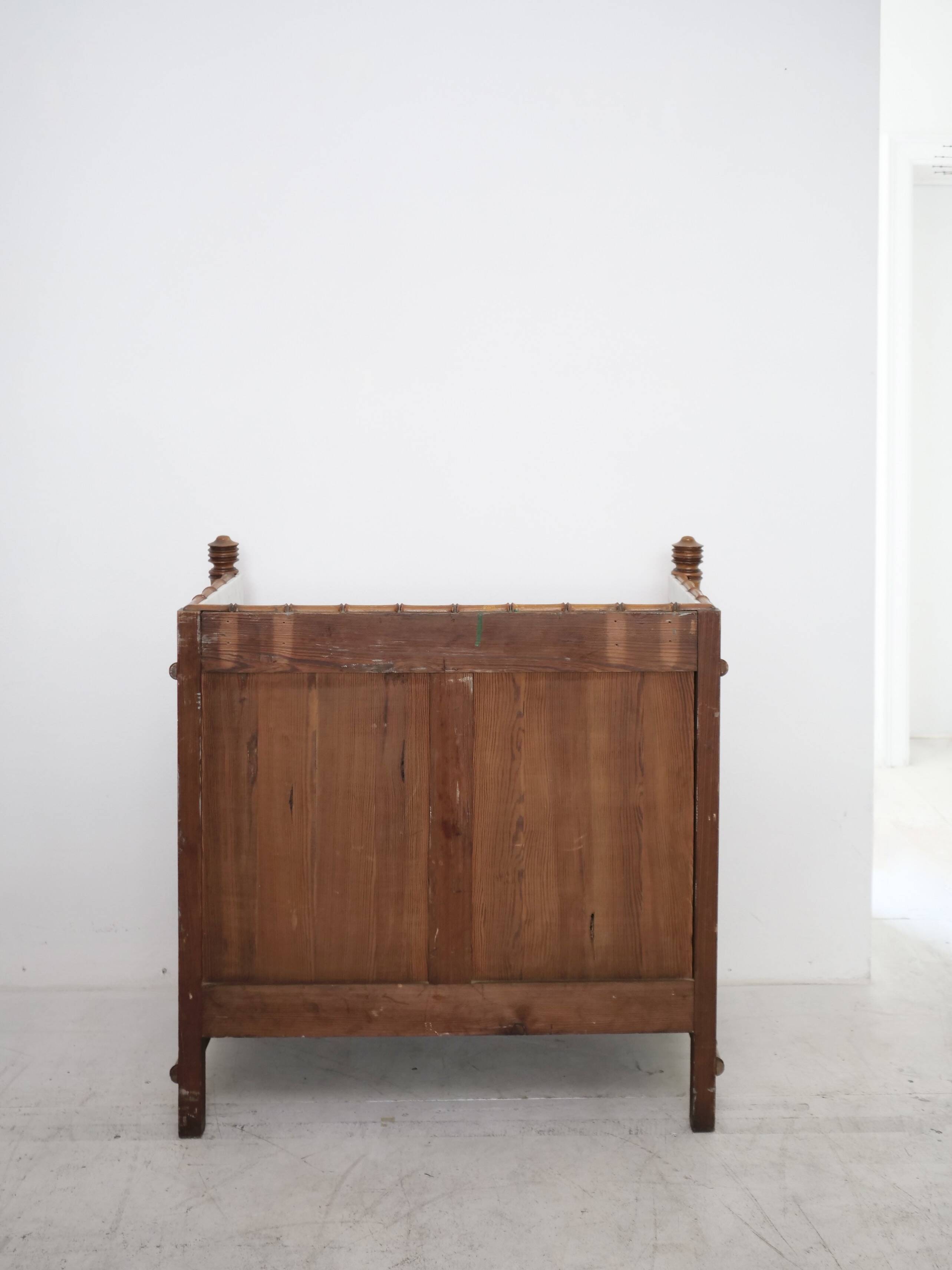 Late 19th century faux bamboo chest of drawers in pine