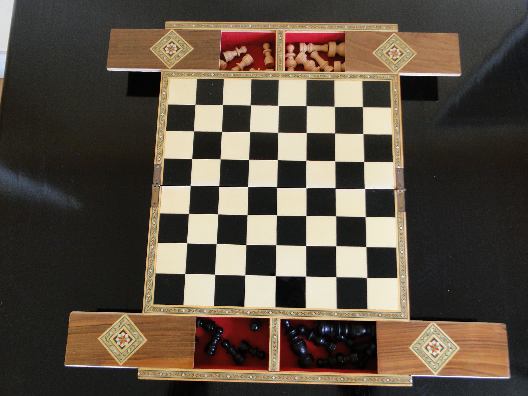 Vintage syrian chess board box wooden mosaic inlaid marquetry