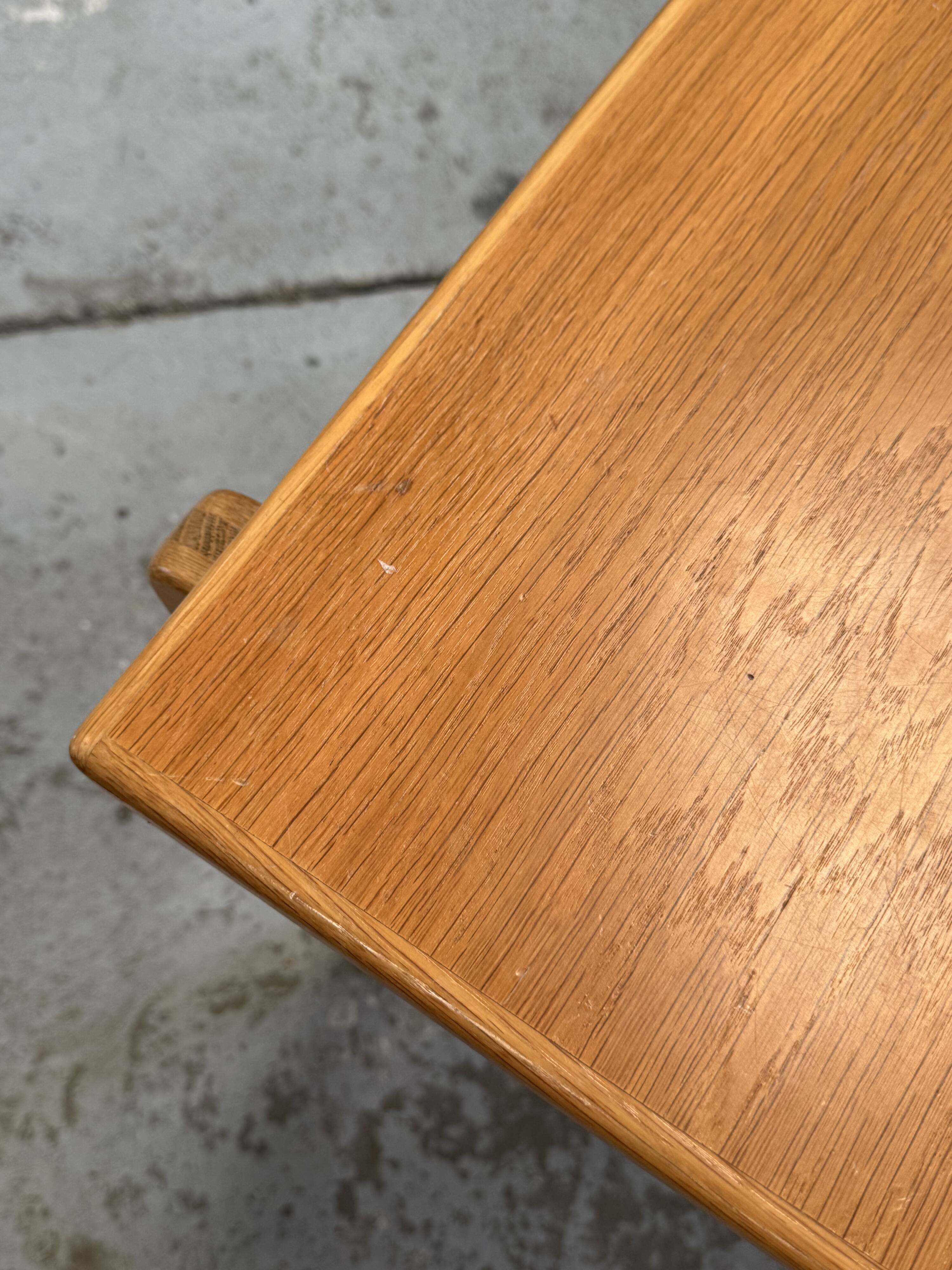 Table Alvar Aalto
