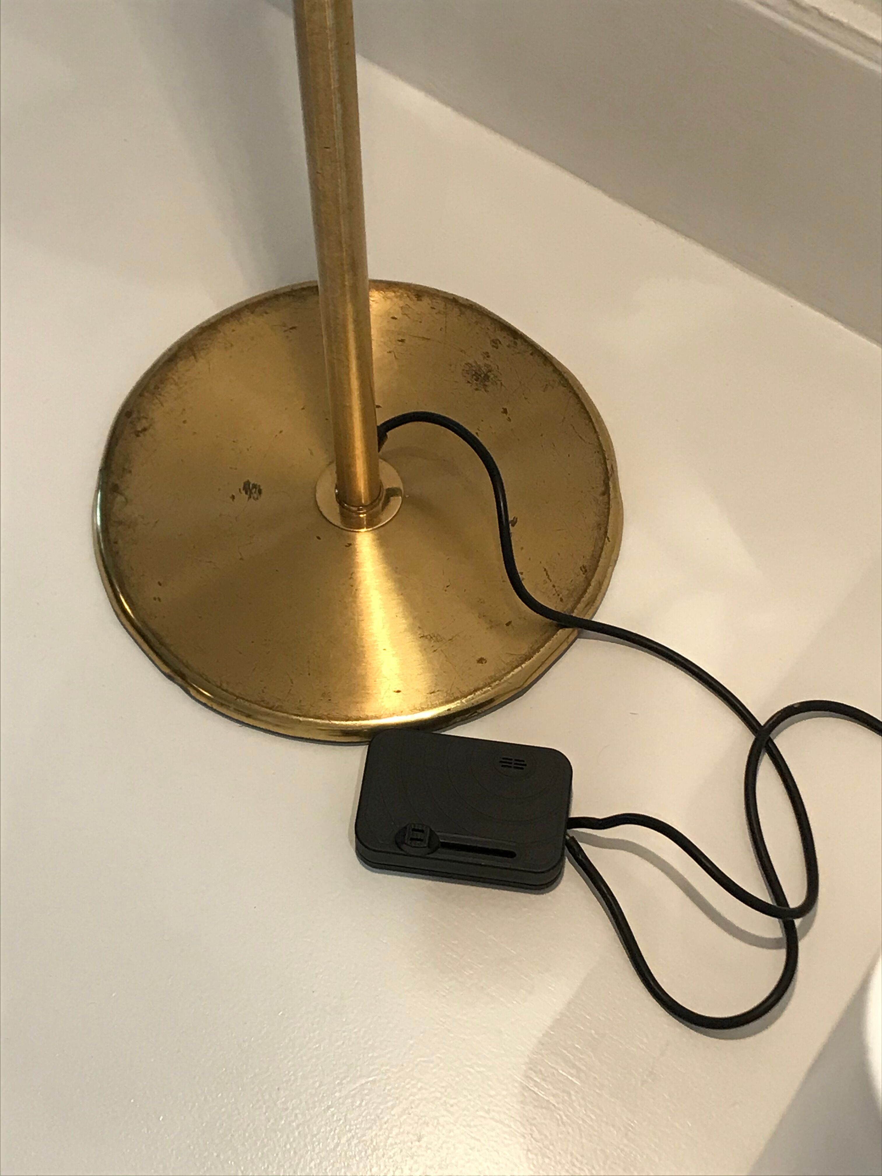 Brass reader lamppost