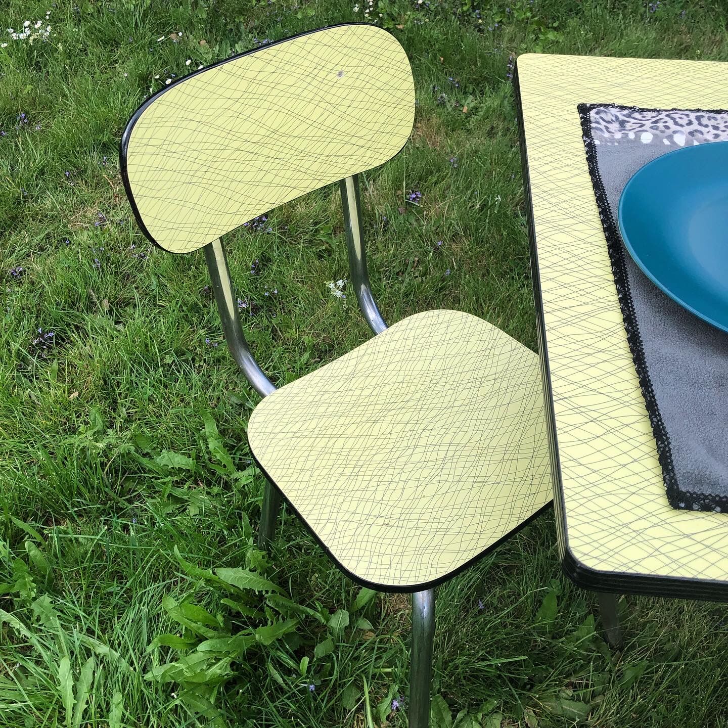 Yellow Formica table and chairs