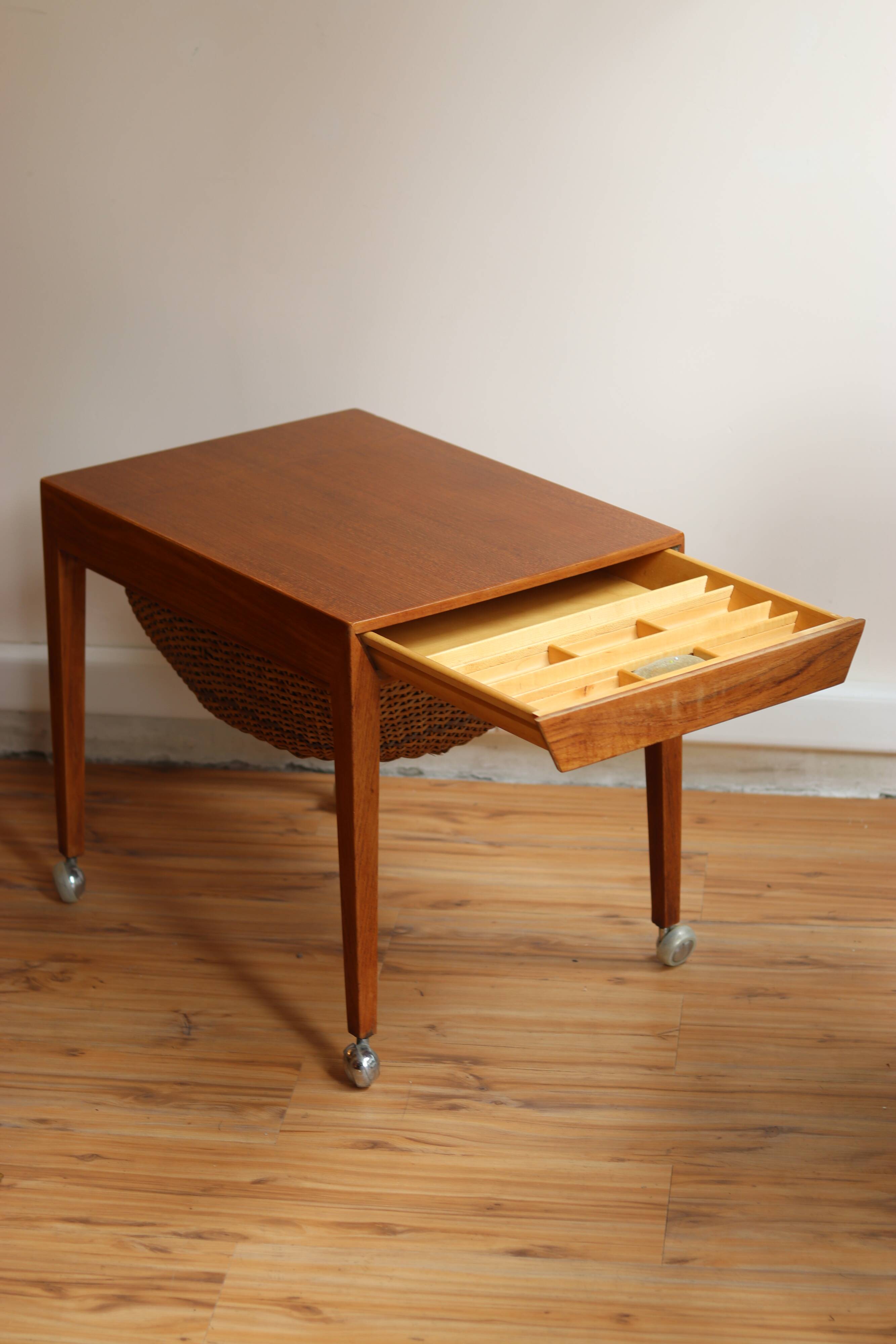 Meuble de couture teck et osier, Severin Hansen, 1950