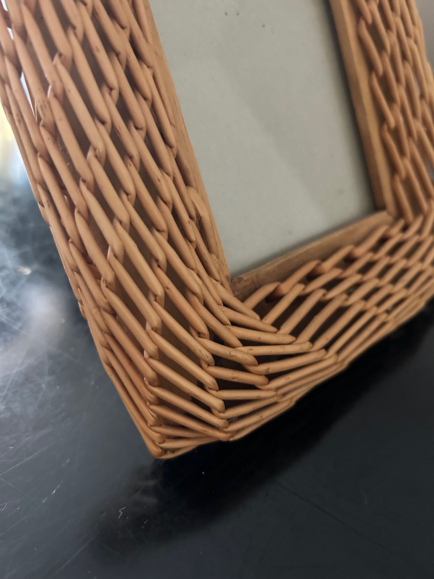 Wicker photo frame