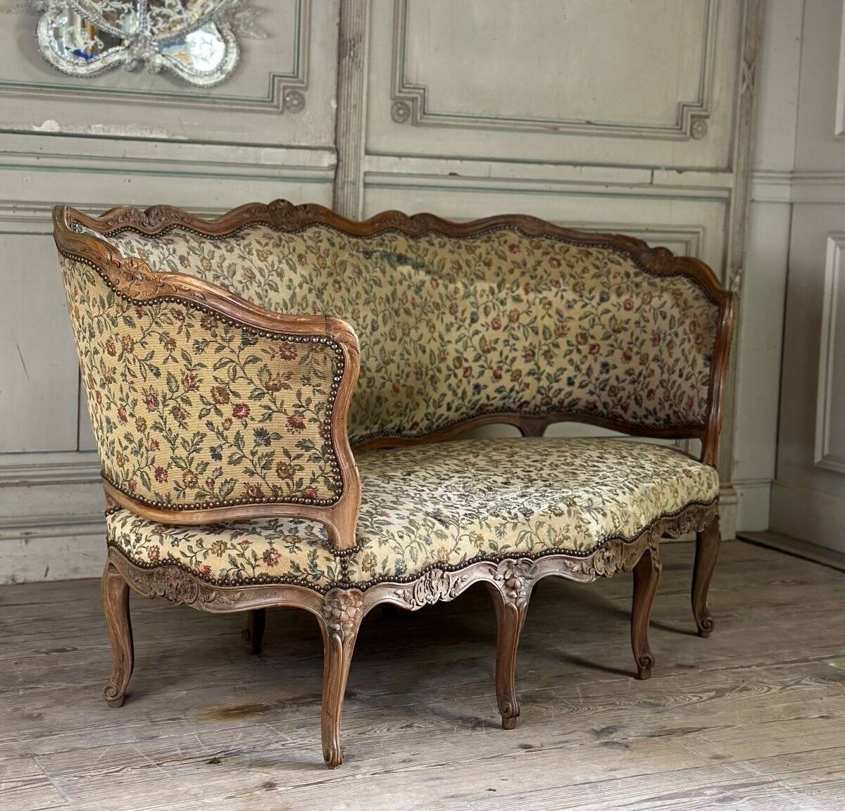 Louis XV carved wood basket seat, 18th century