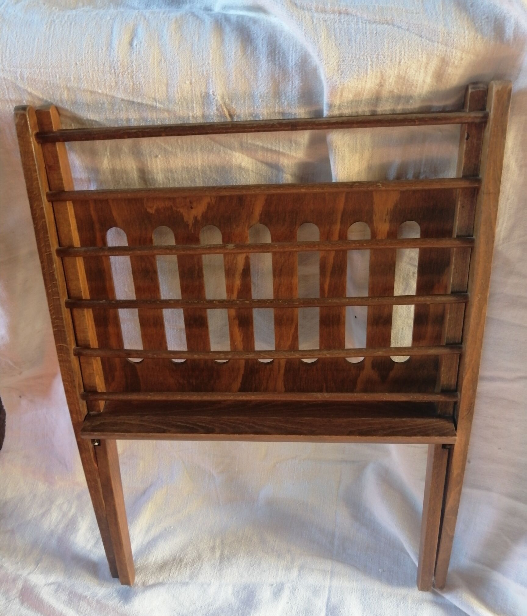 1970s magazines rack