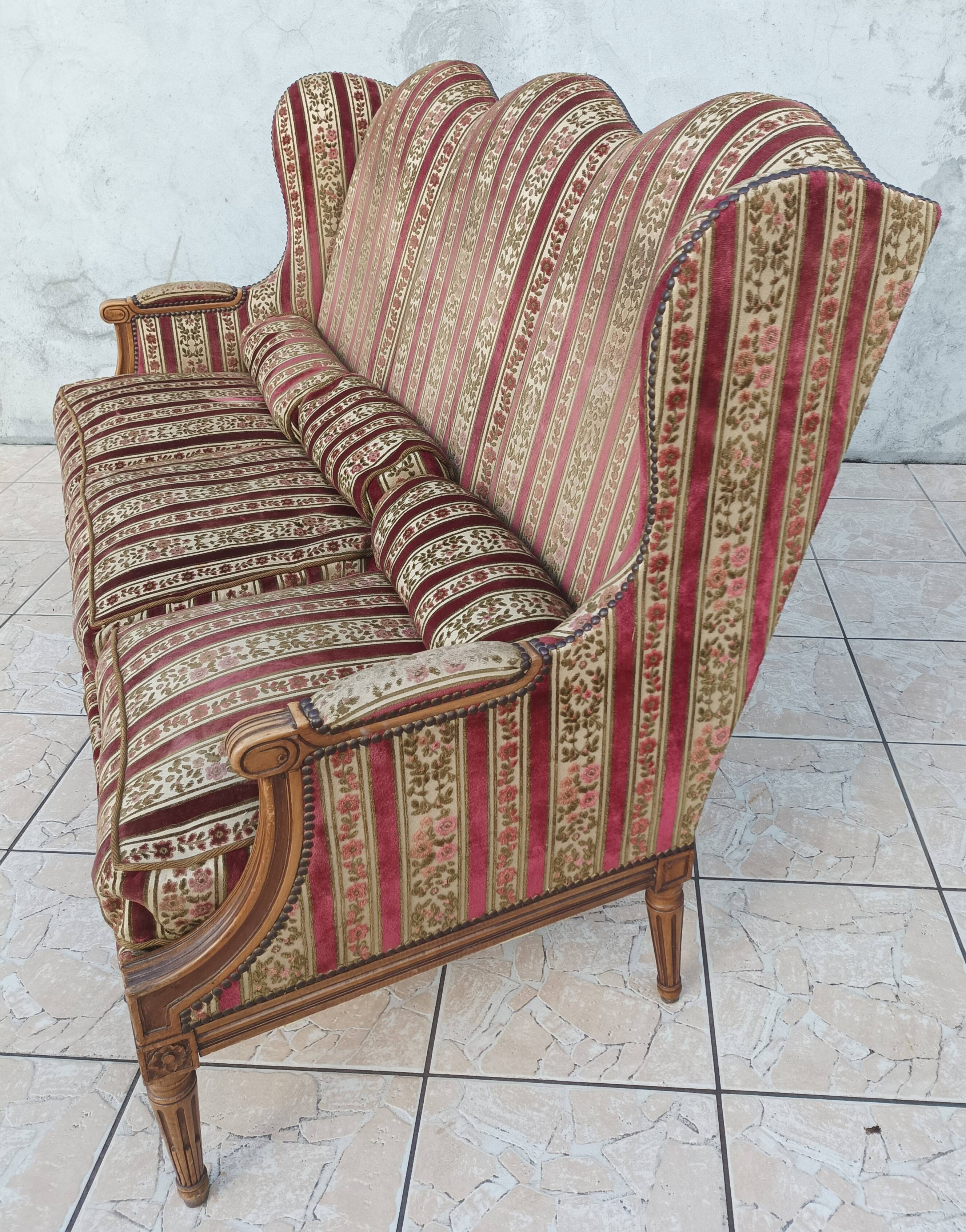 Canapé à oreilles Louis XVI