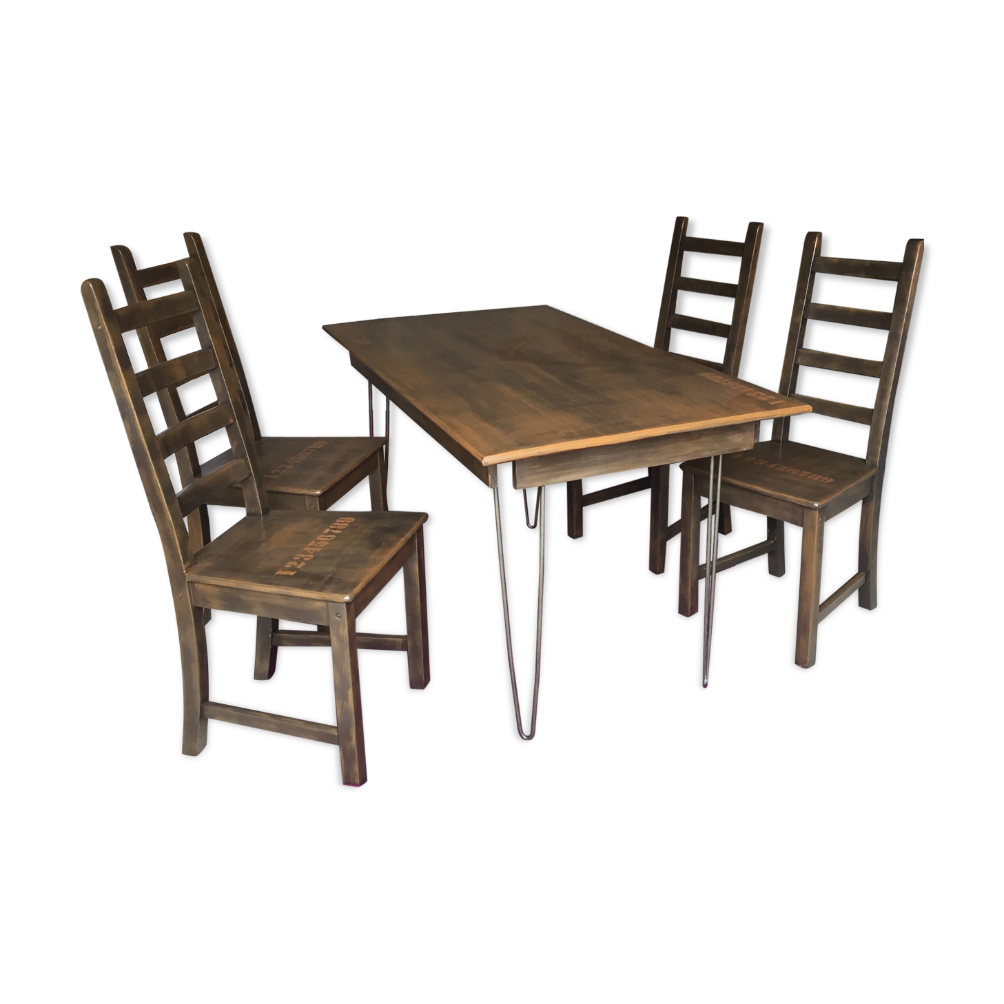 TABLE AND CHAIR SET