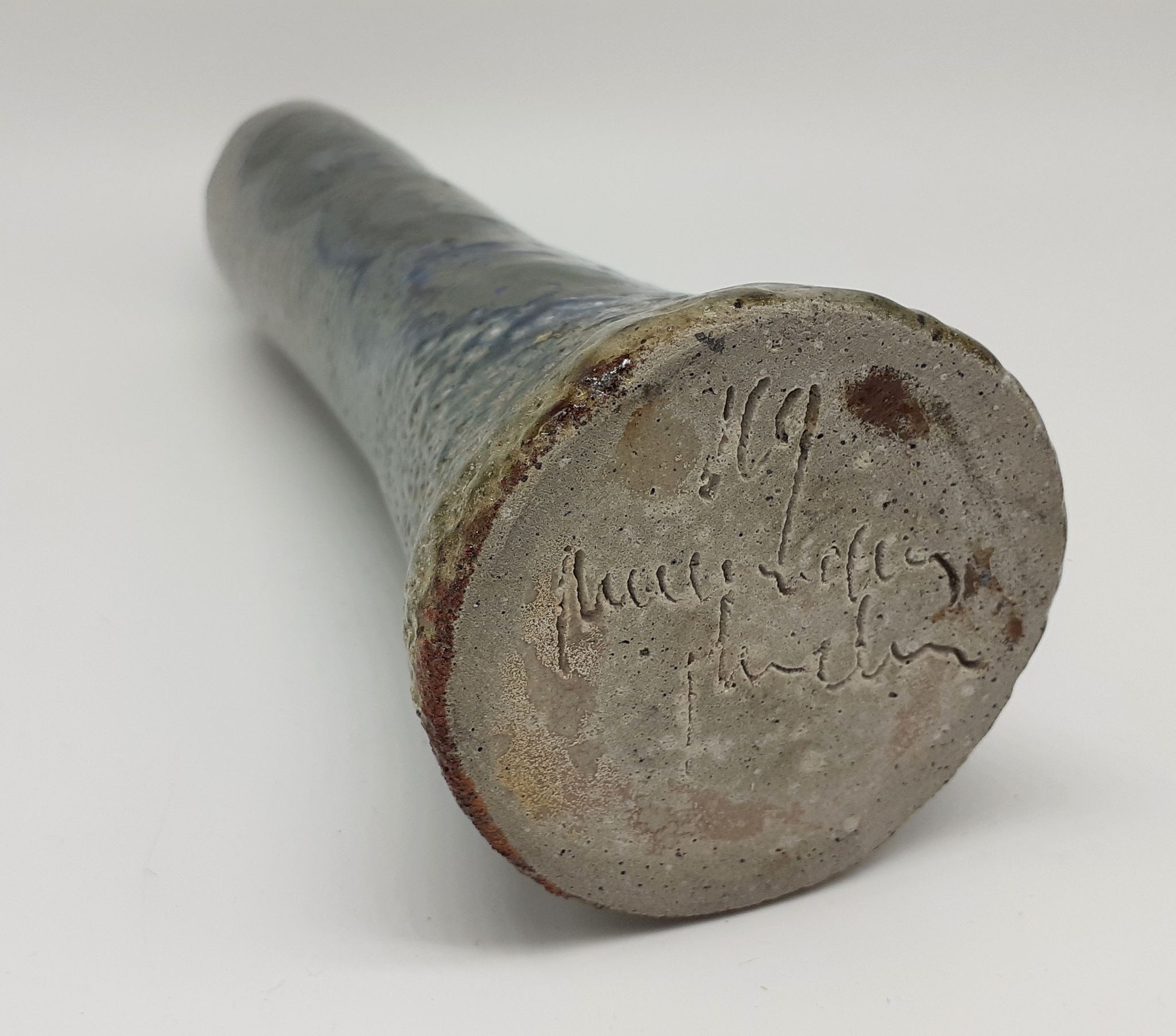 Stoneware single-flower vase