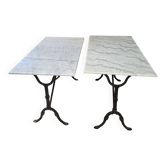 Paire de tables de bistrot en marbre et fonte