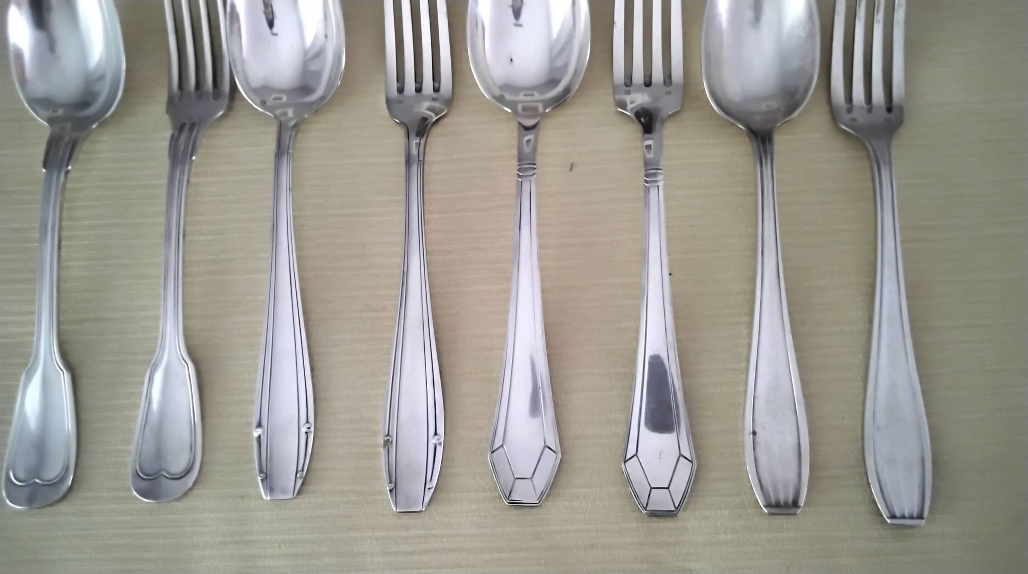 Set of 4 x 2 metal silver-plated table cutlery by SFAM and Orbrille.