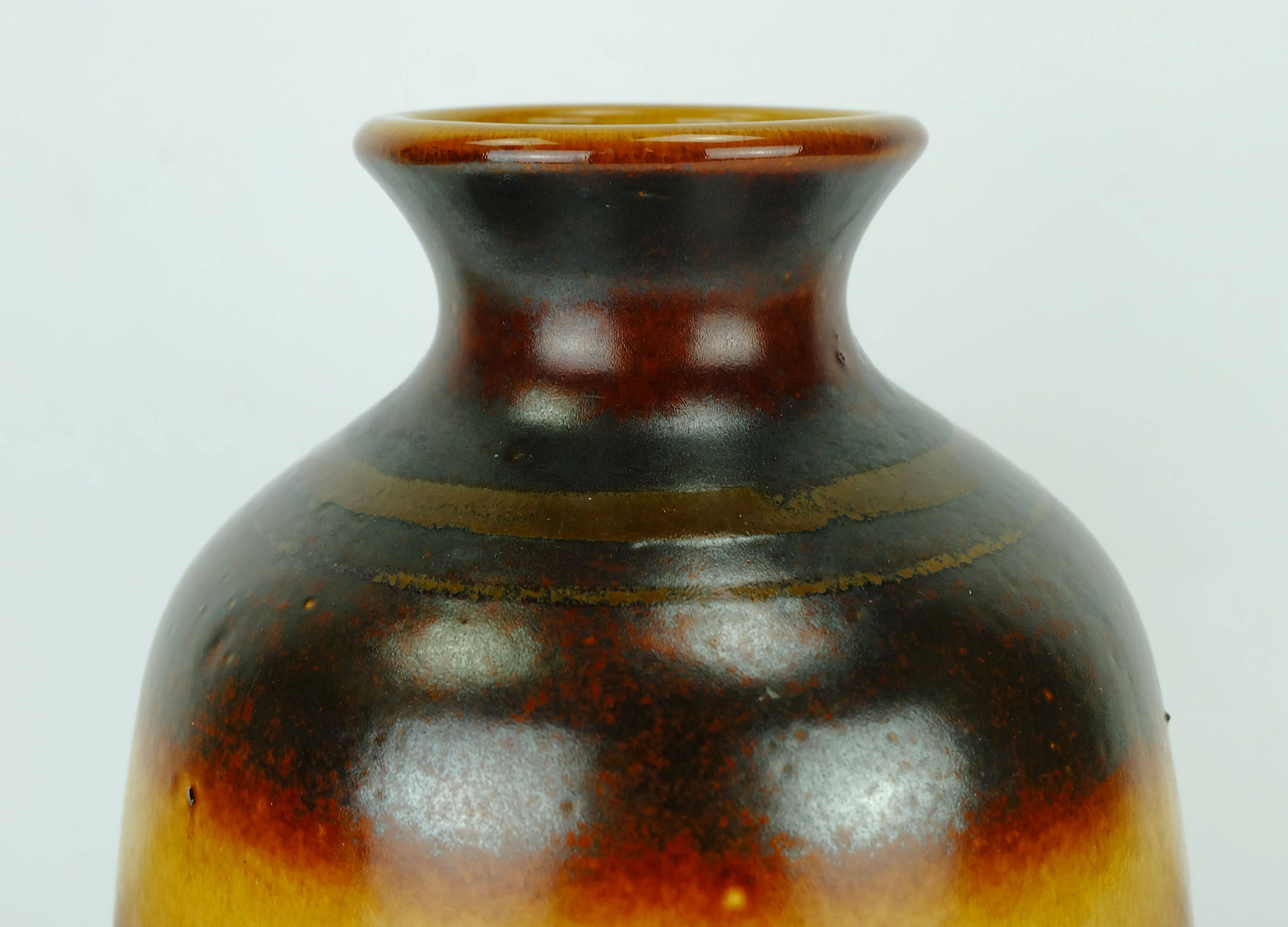 large 60s VASE ceramic model no. 1109/1 amber with red and brown