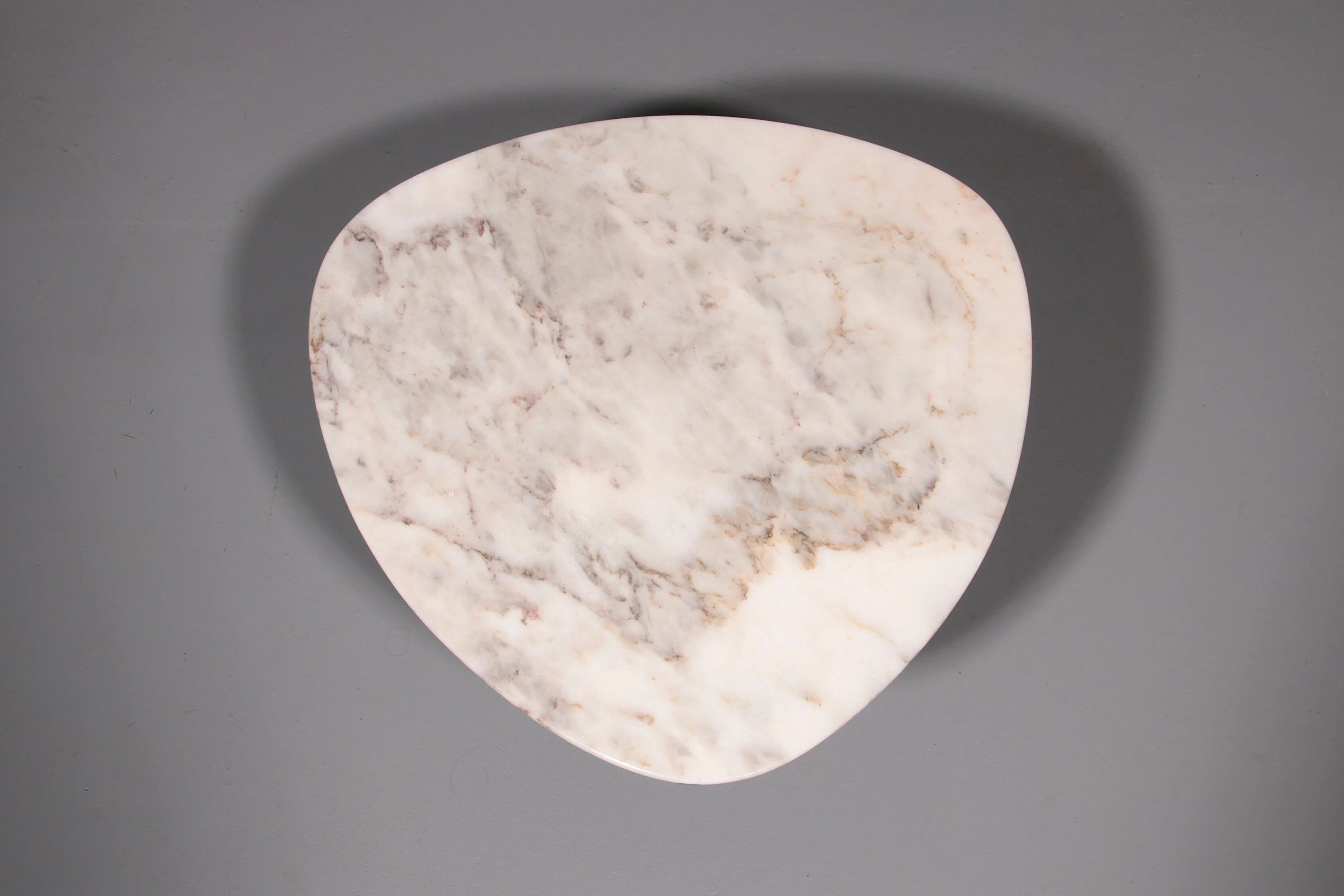 Elegant marble and brass accent table – chic small coffee or side table