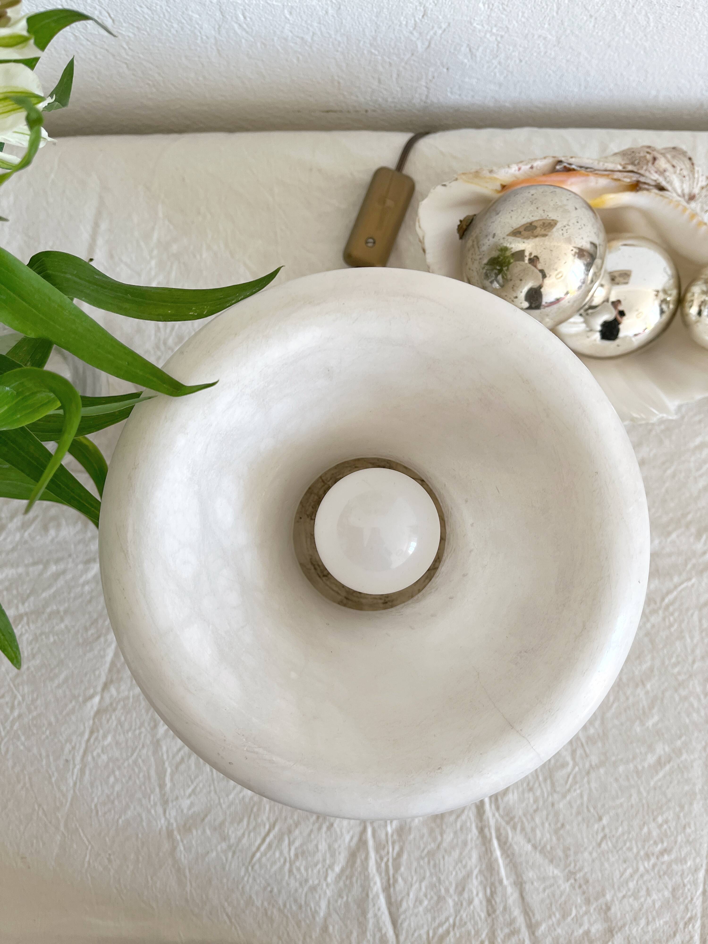 Vintage alabaster Medici vase table lamp