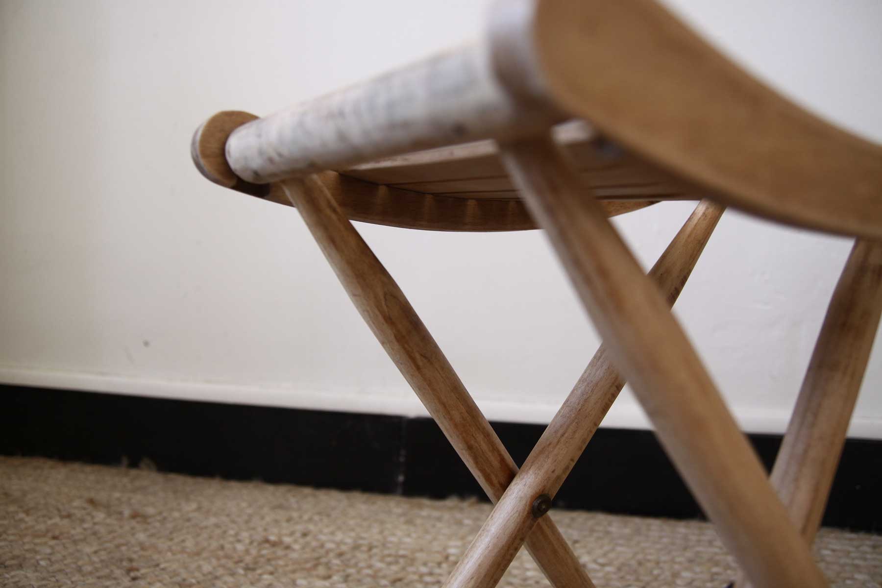 Stool door wooden plant