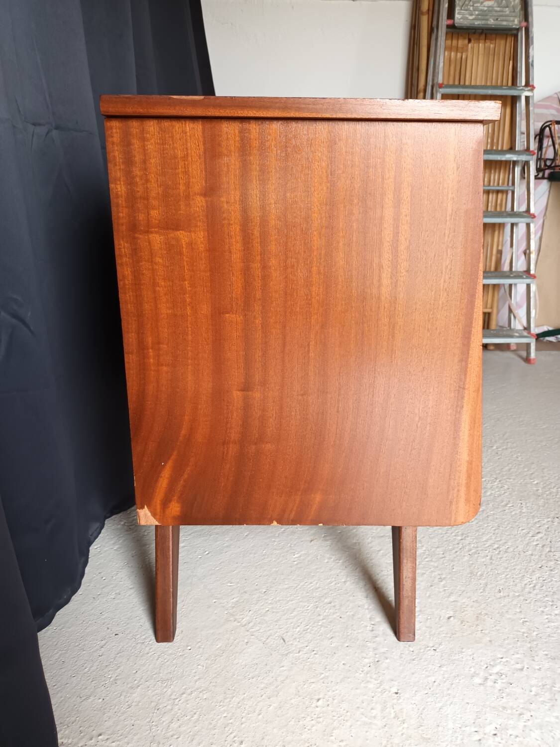 Vintage dressing table chest of drawers
