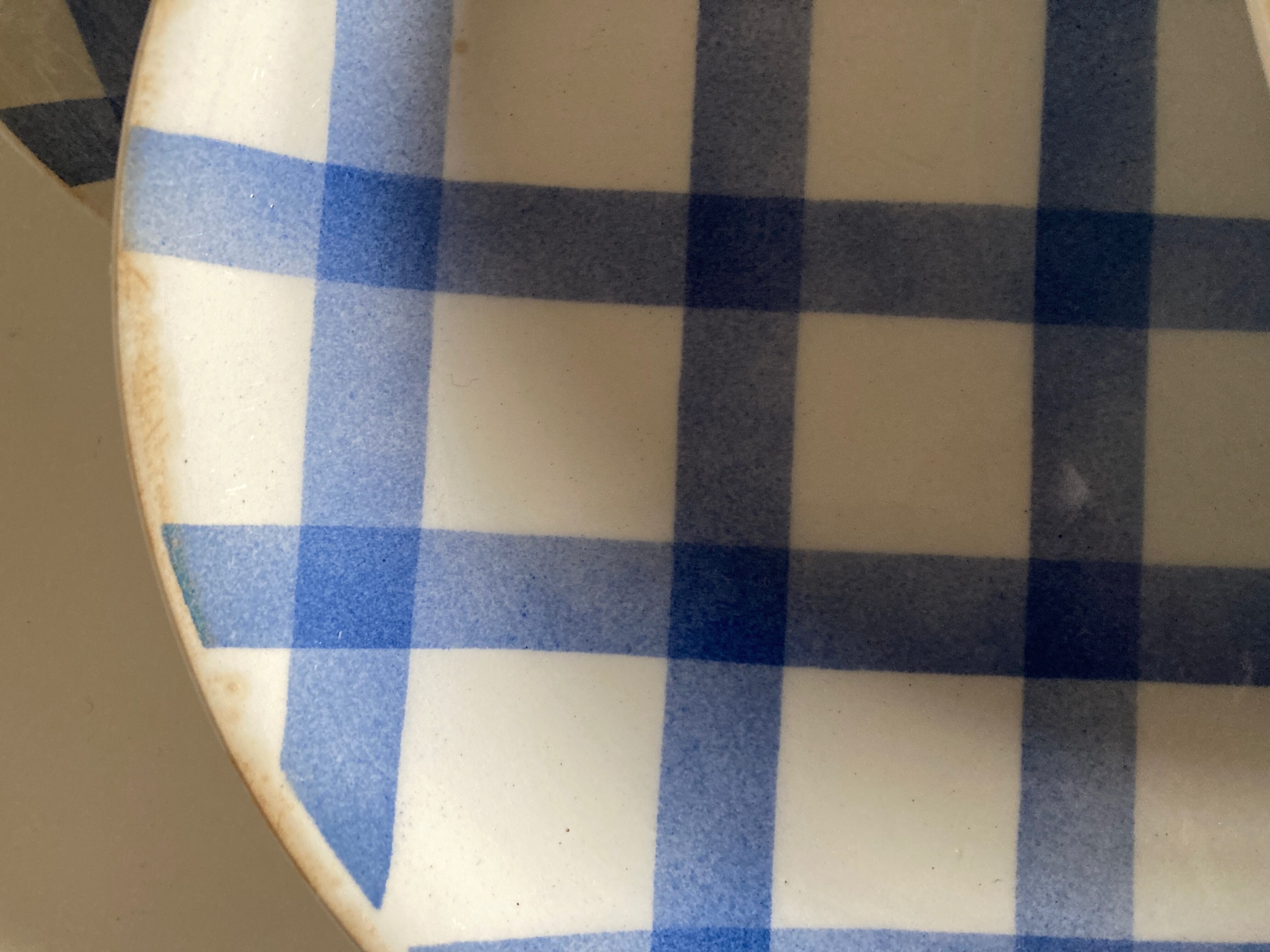 Set de 7 assiettes 1960 en faience vichy
