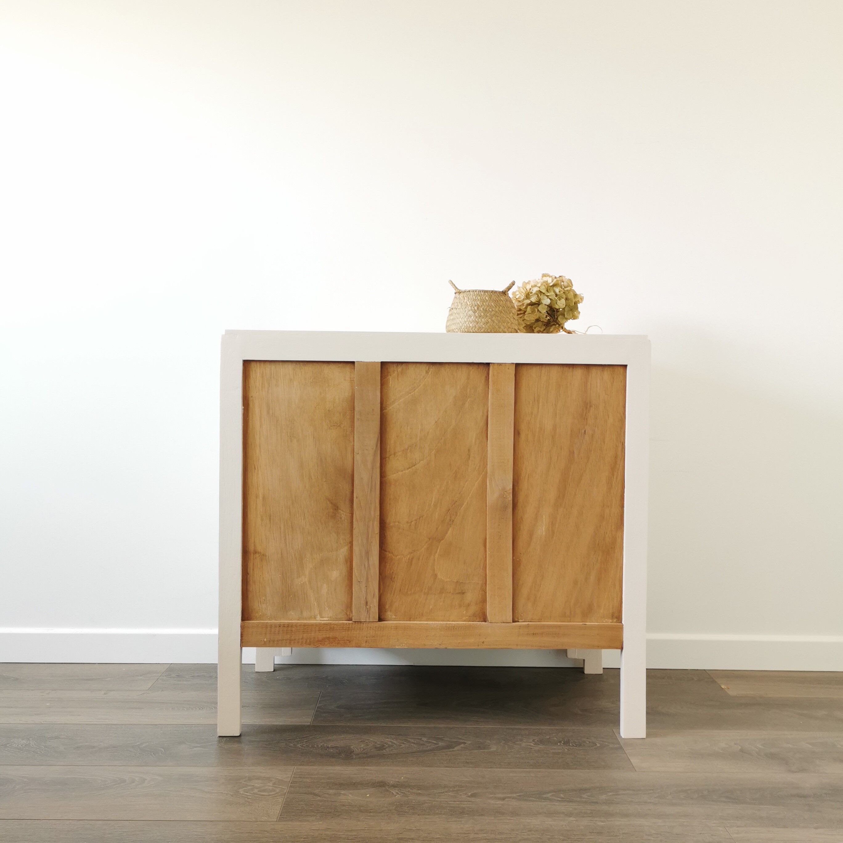 Art Deco chest of drawers