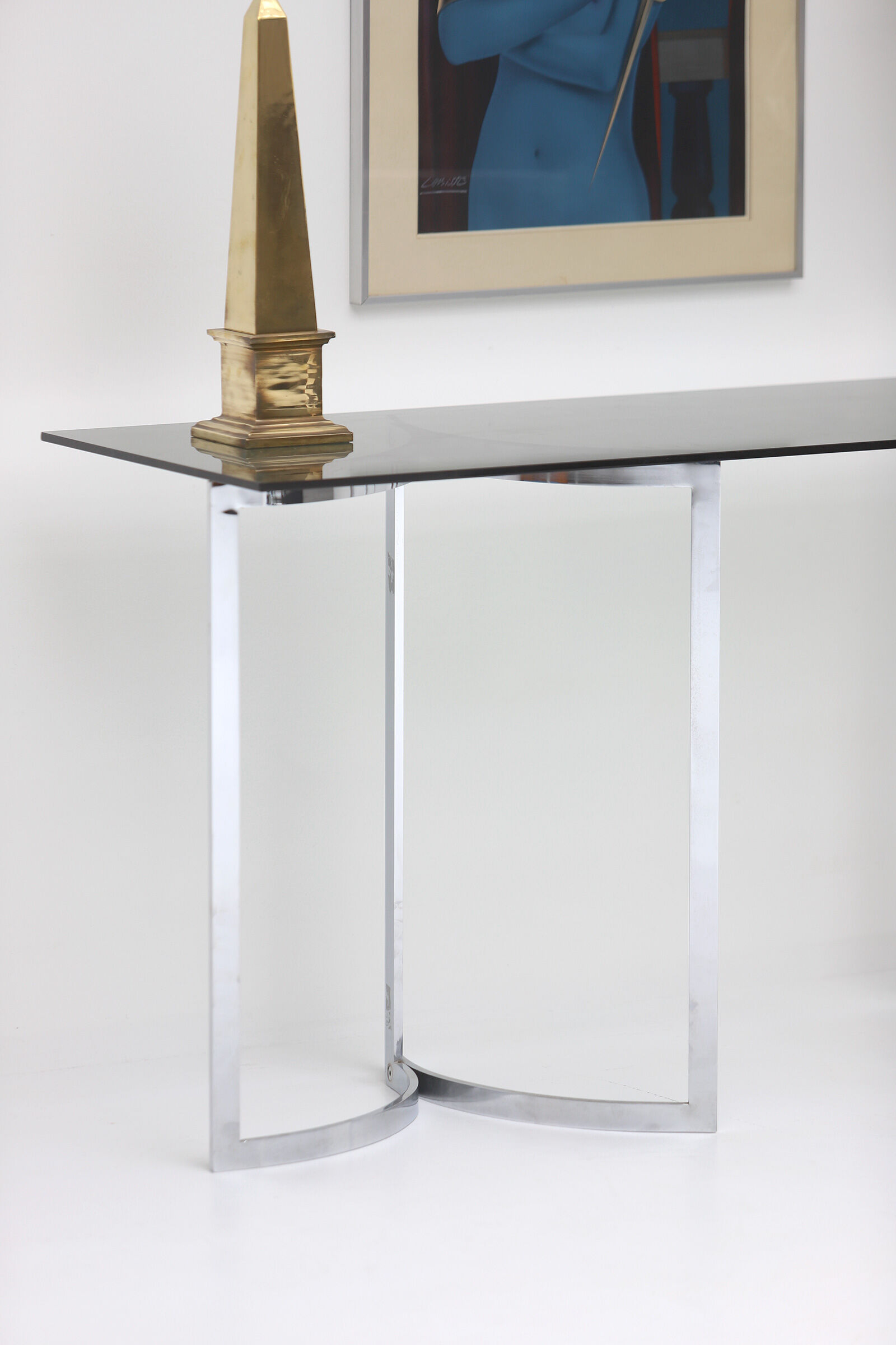 Decorative 70s console