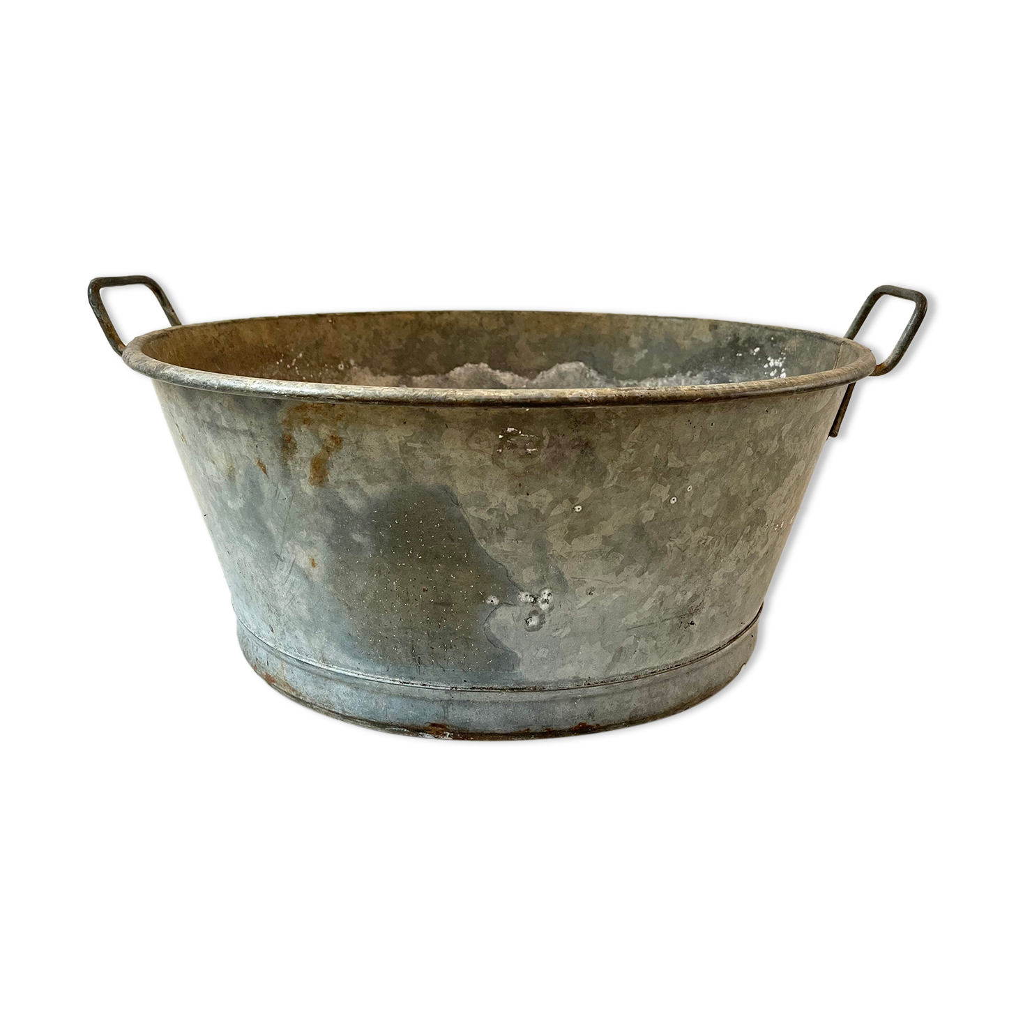 Vintage zinc basin