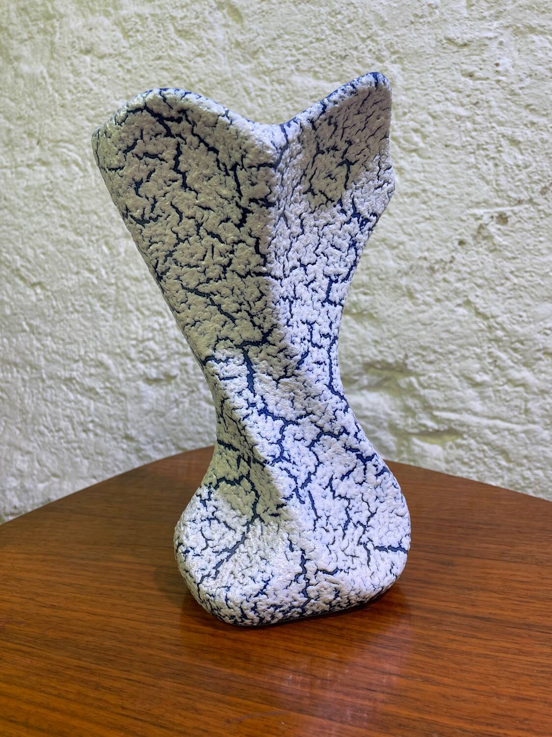 Blue and white crisp vase from the 70s