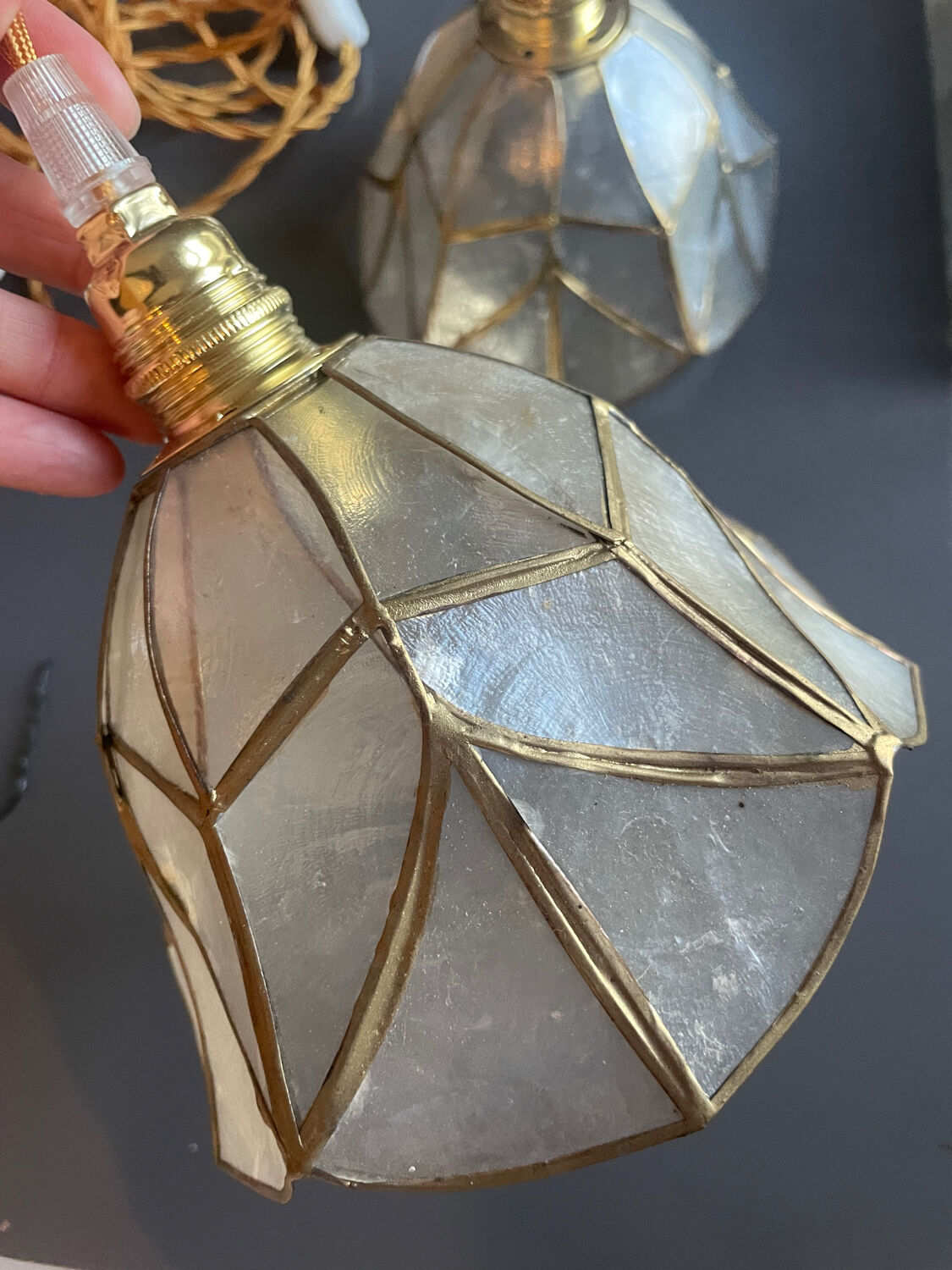 Pair of portable lamps in mother-of-pearl and brass
