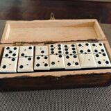 Jeu de dominos ancien dans son coffret - 1ère partie 20ème siècle