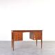 Bureau en teck danois des années 1960.