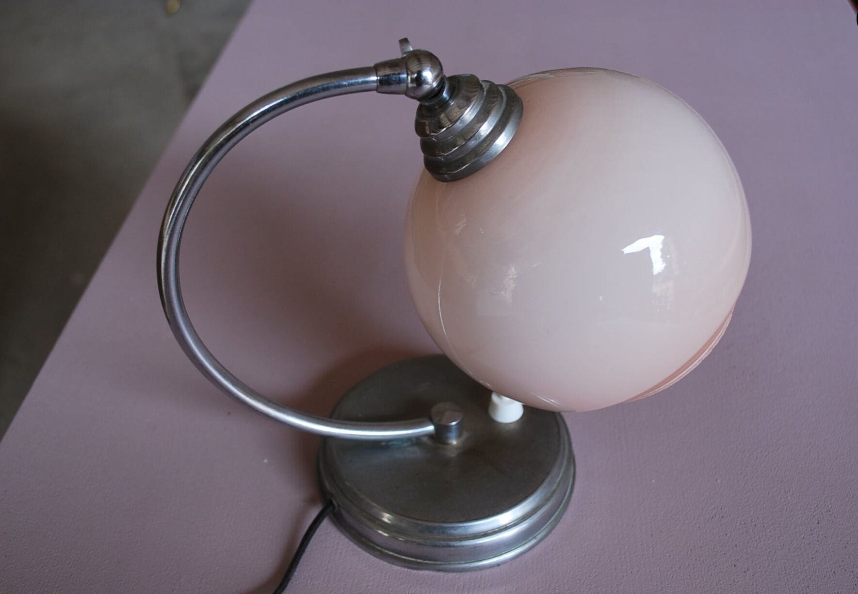 Art deco lamp