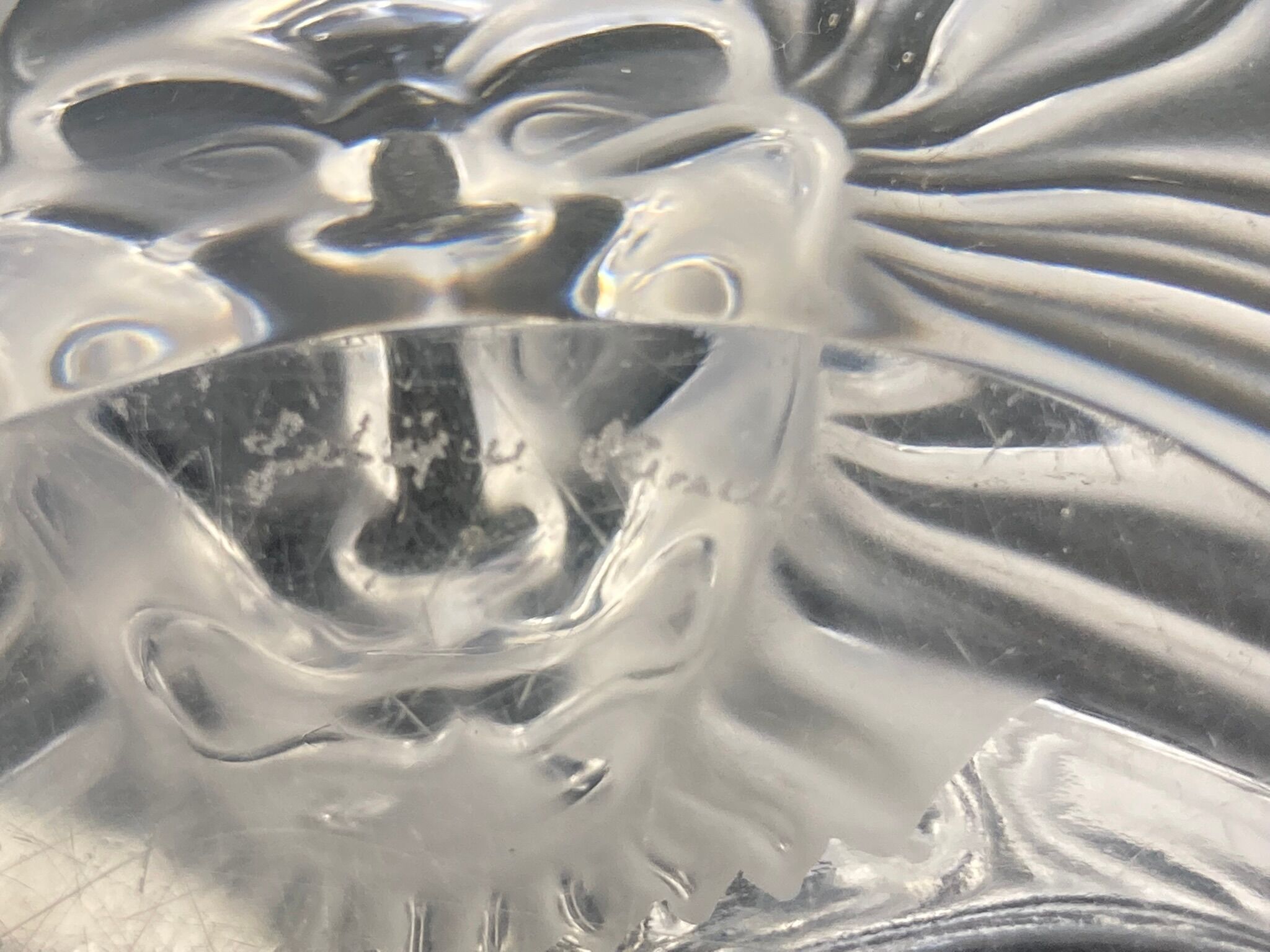 LALIQUE, ashtray with crystal lion's head XXth