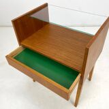 Table d'appoint ou table de nuit des années 1960 par Arch. František Jirak