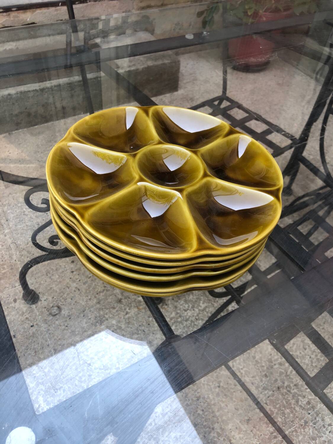 Set of 6 Gien oyster plates