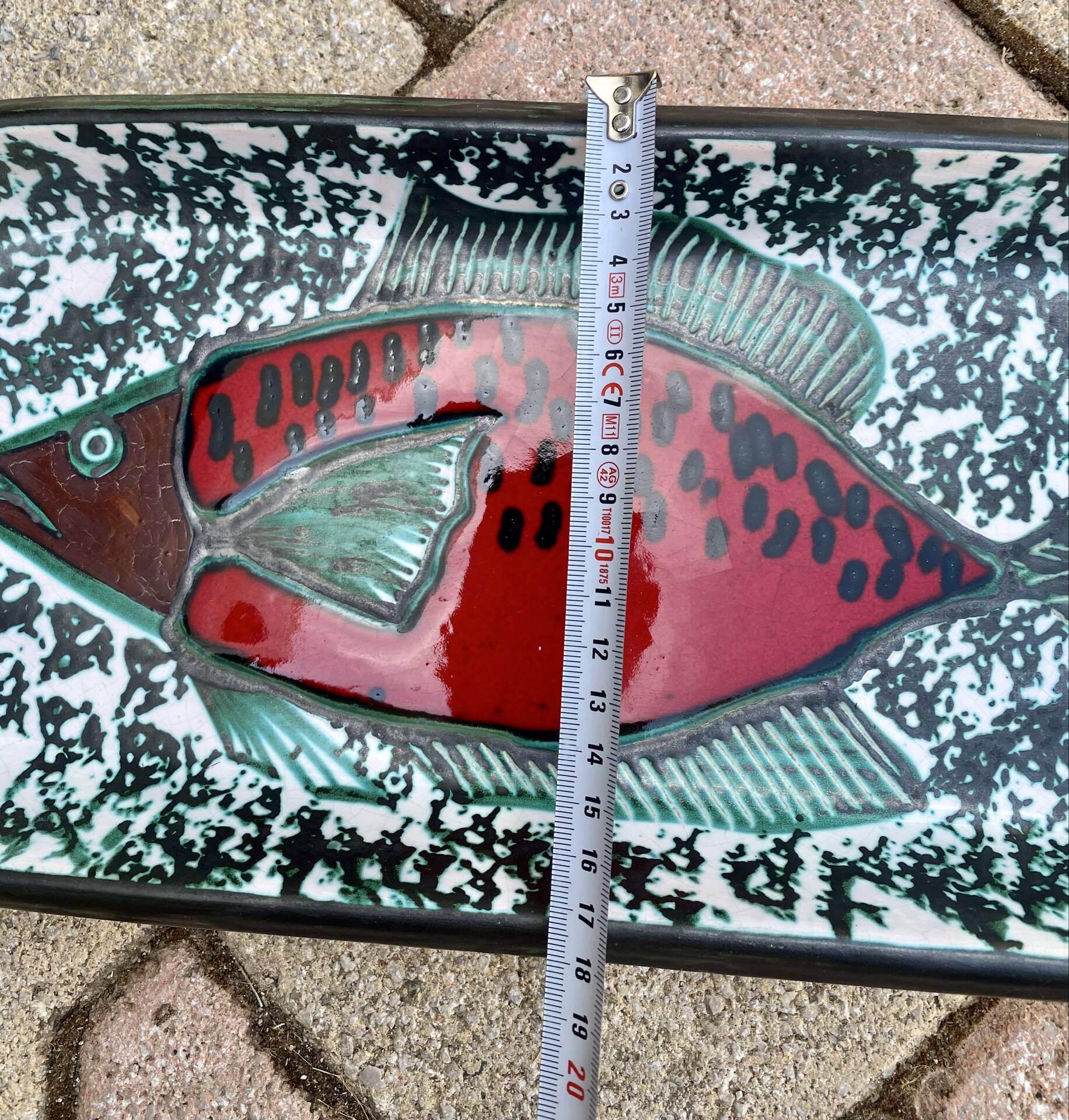Ceramic plate