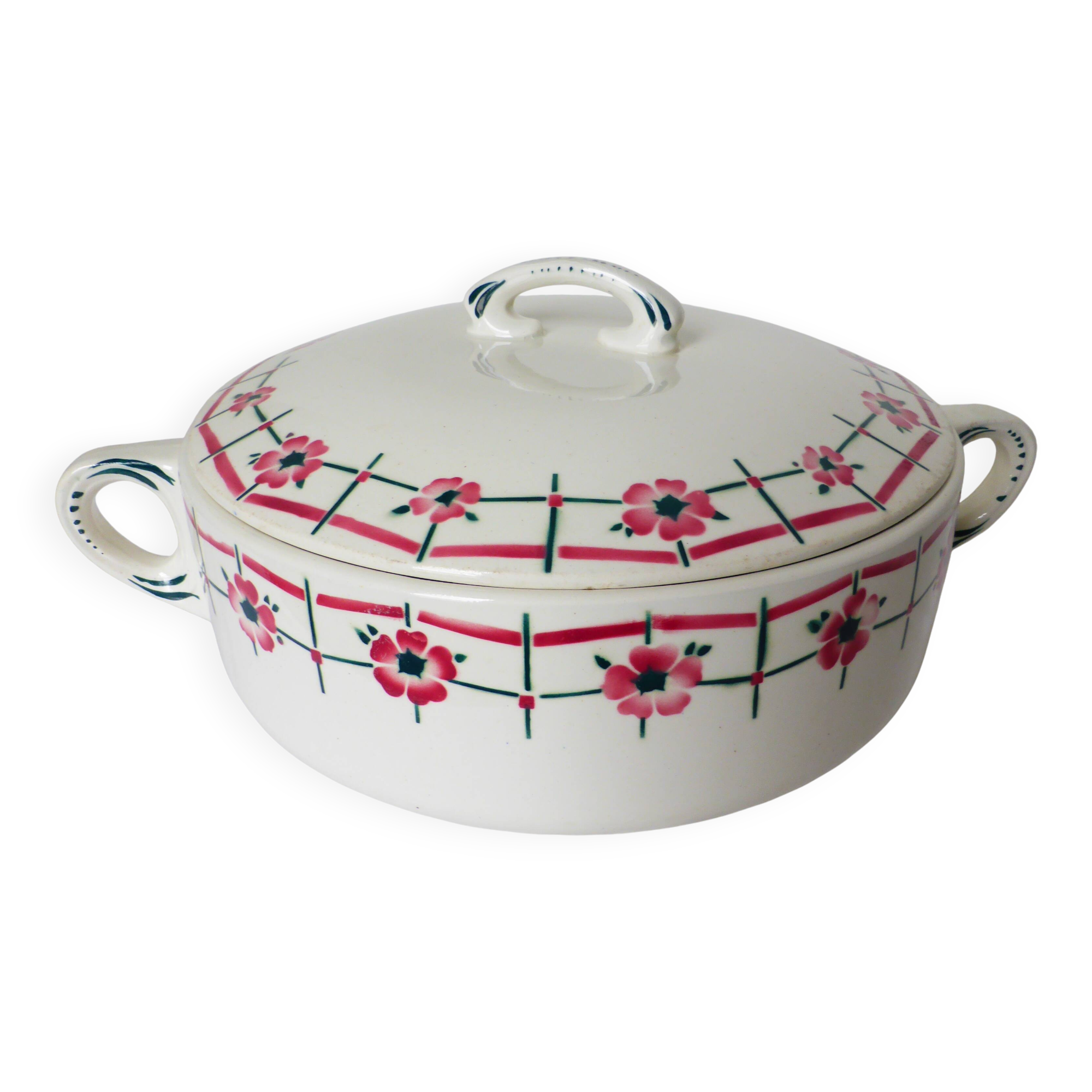 1 vintage soup tureen or vegetable dish from Céranord St Amand model Monique 2103166