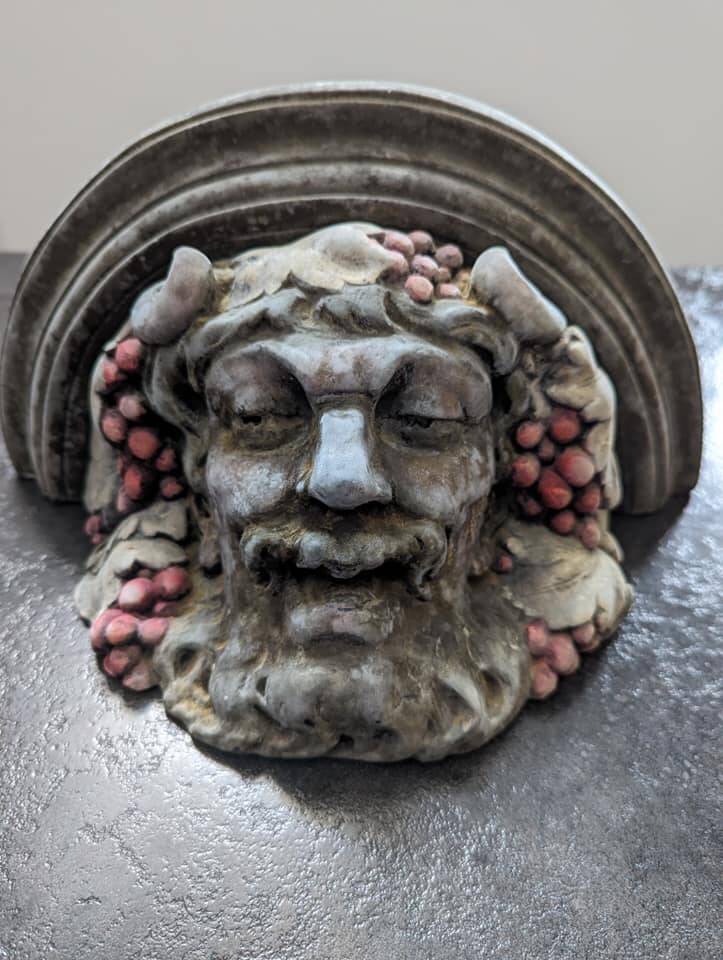 Old and original half-moon console head of Bacchus plaster/resin year 50 TBE