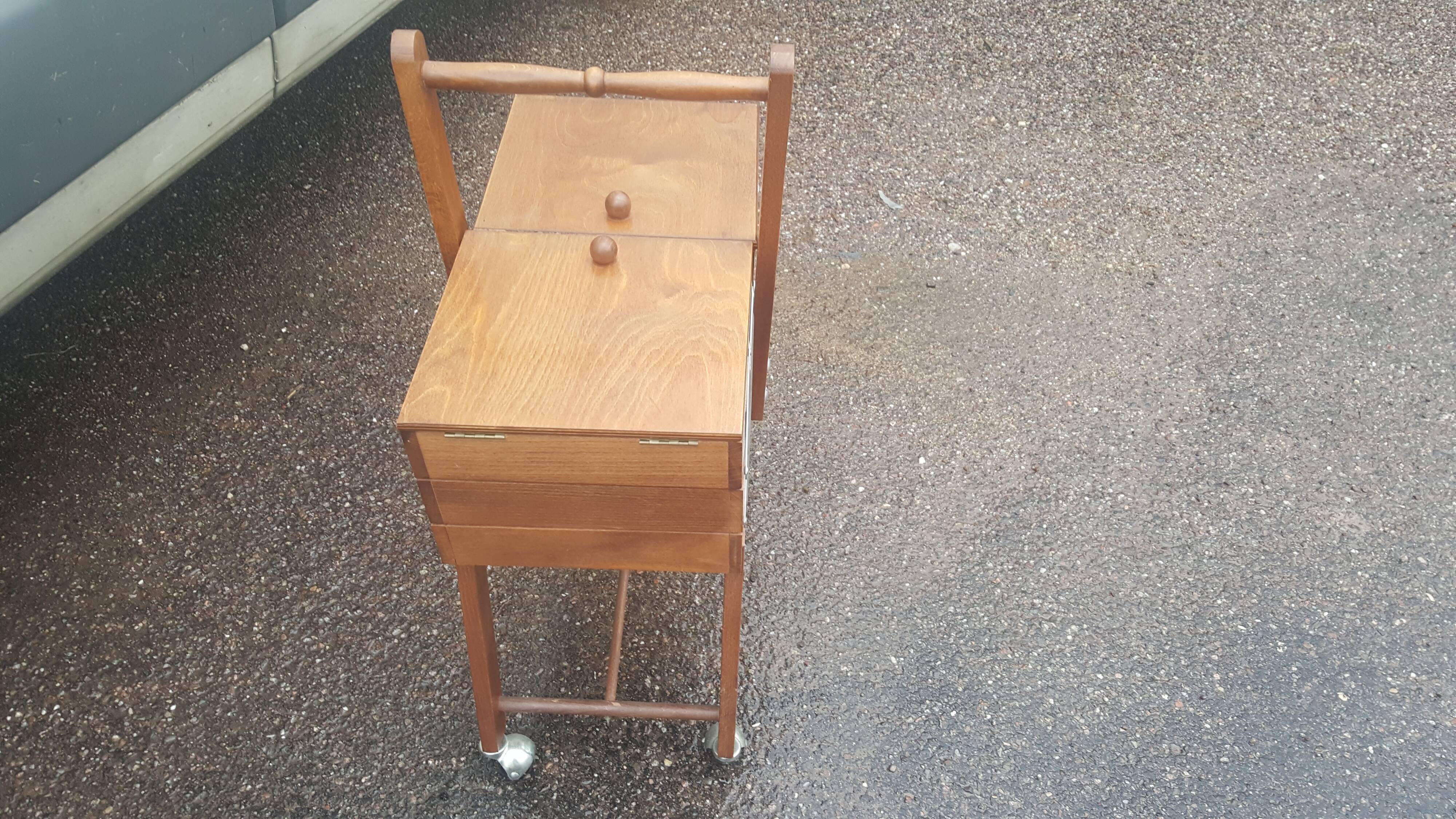 Sewing cart