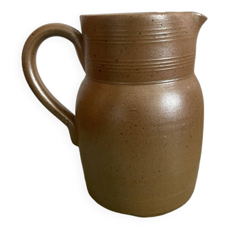 Small old Berry sandstone pitcher