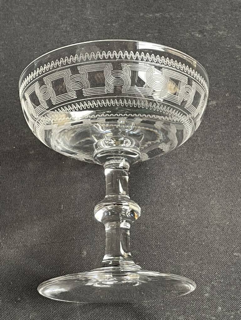 6 Baccarat champagne glasses engraving 3458
