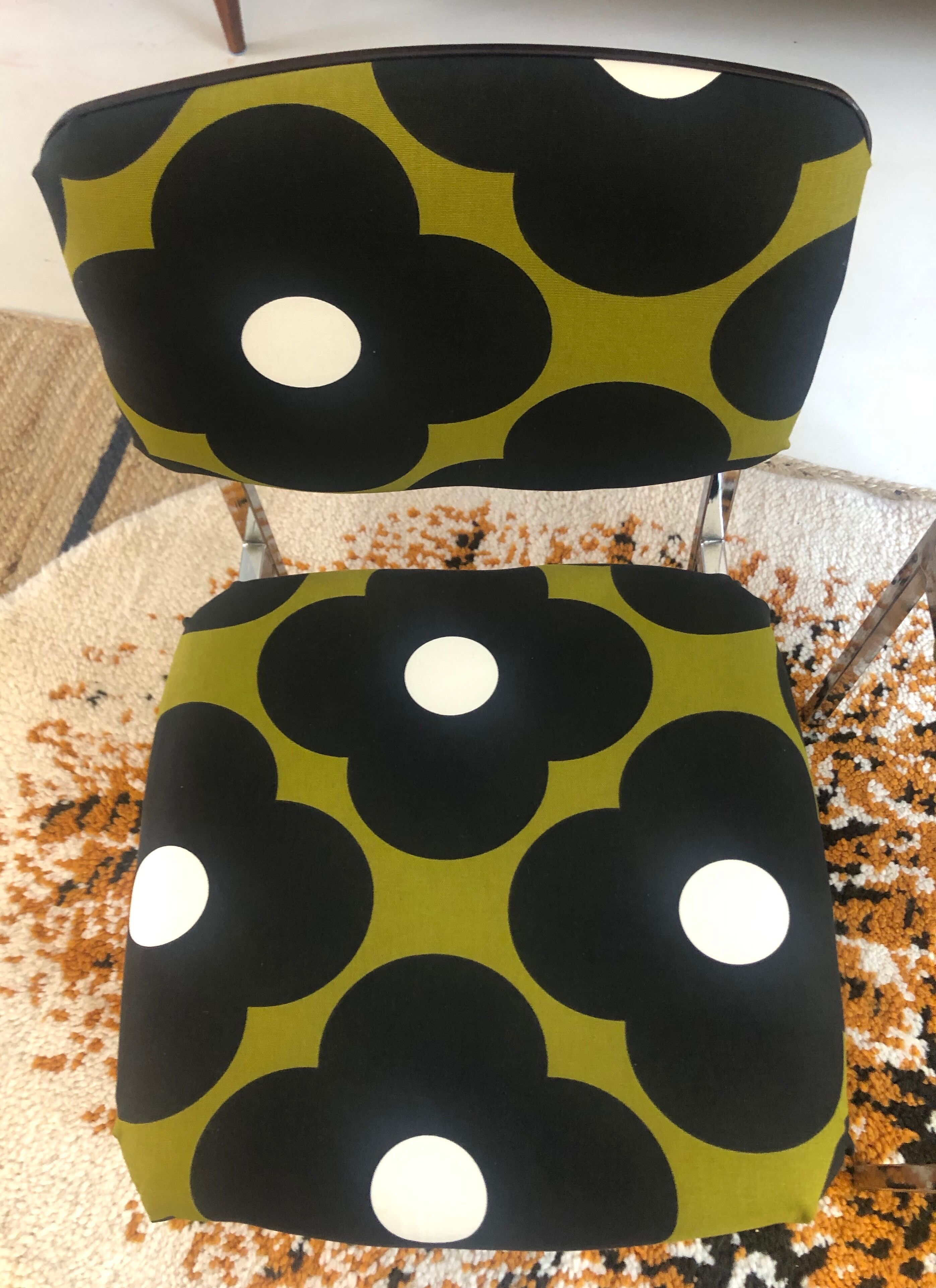 Lot of two chairs year 70
