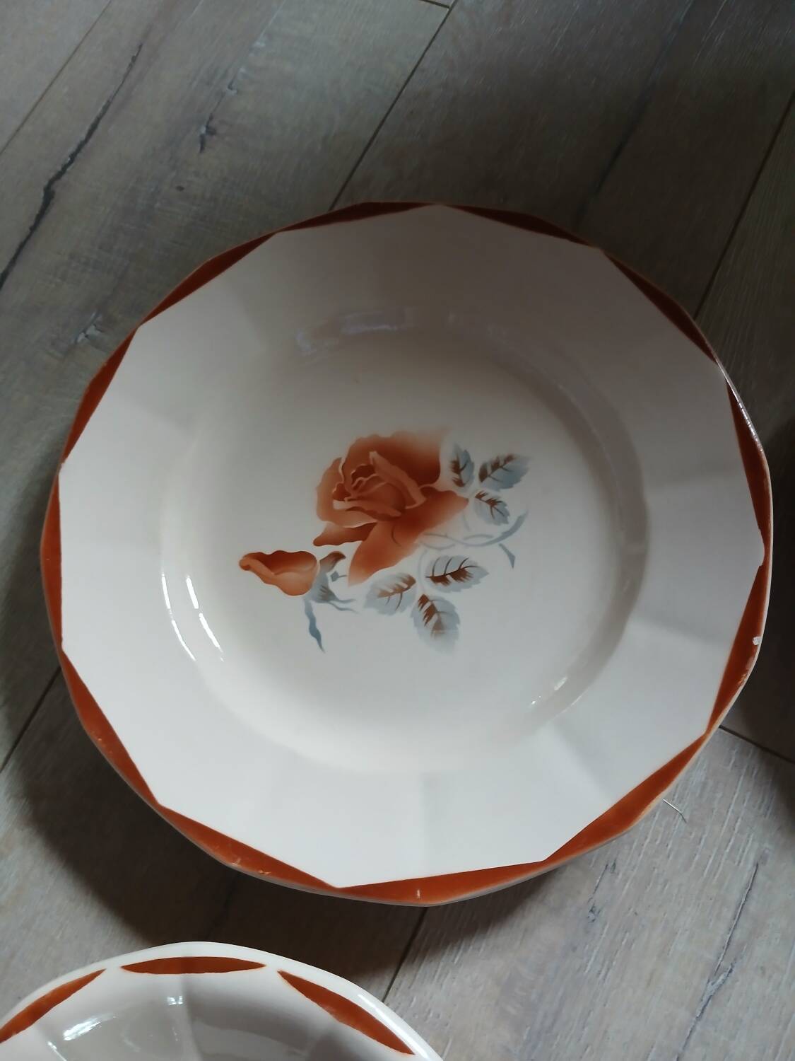 4 old dishes from Digoin and Sarreguemines