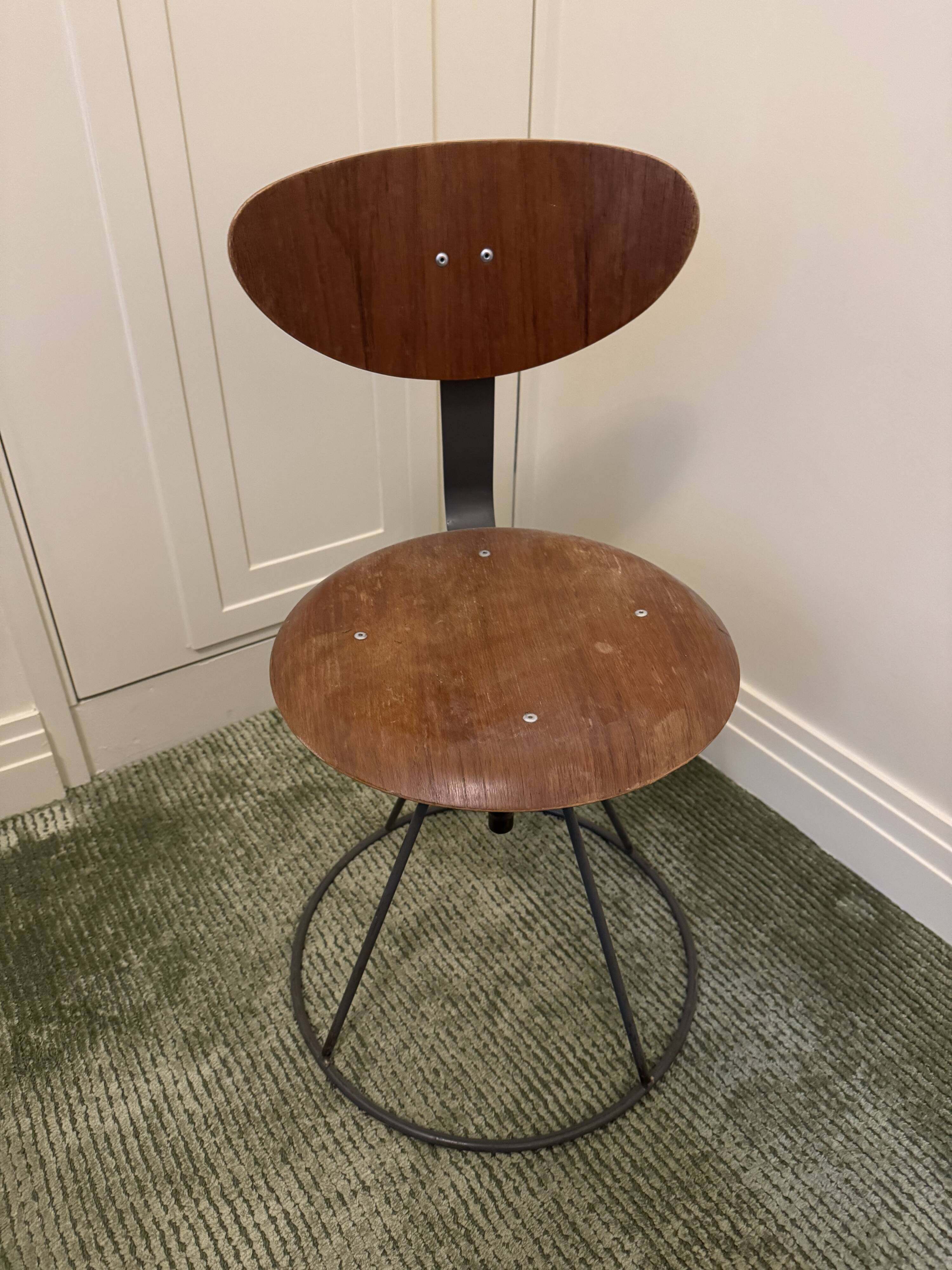 Industrial chair in wood and steel