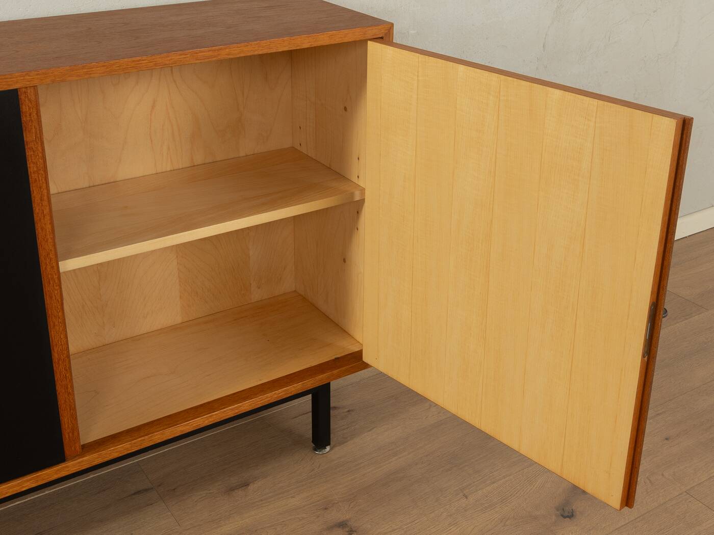 1960s Dresser