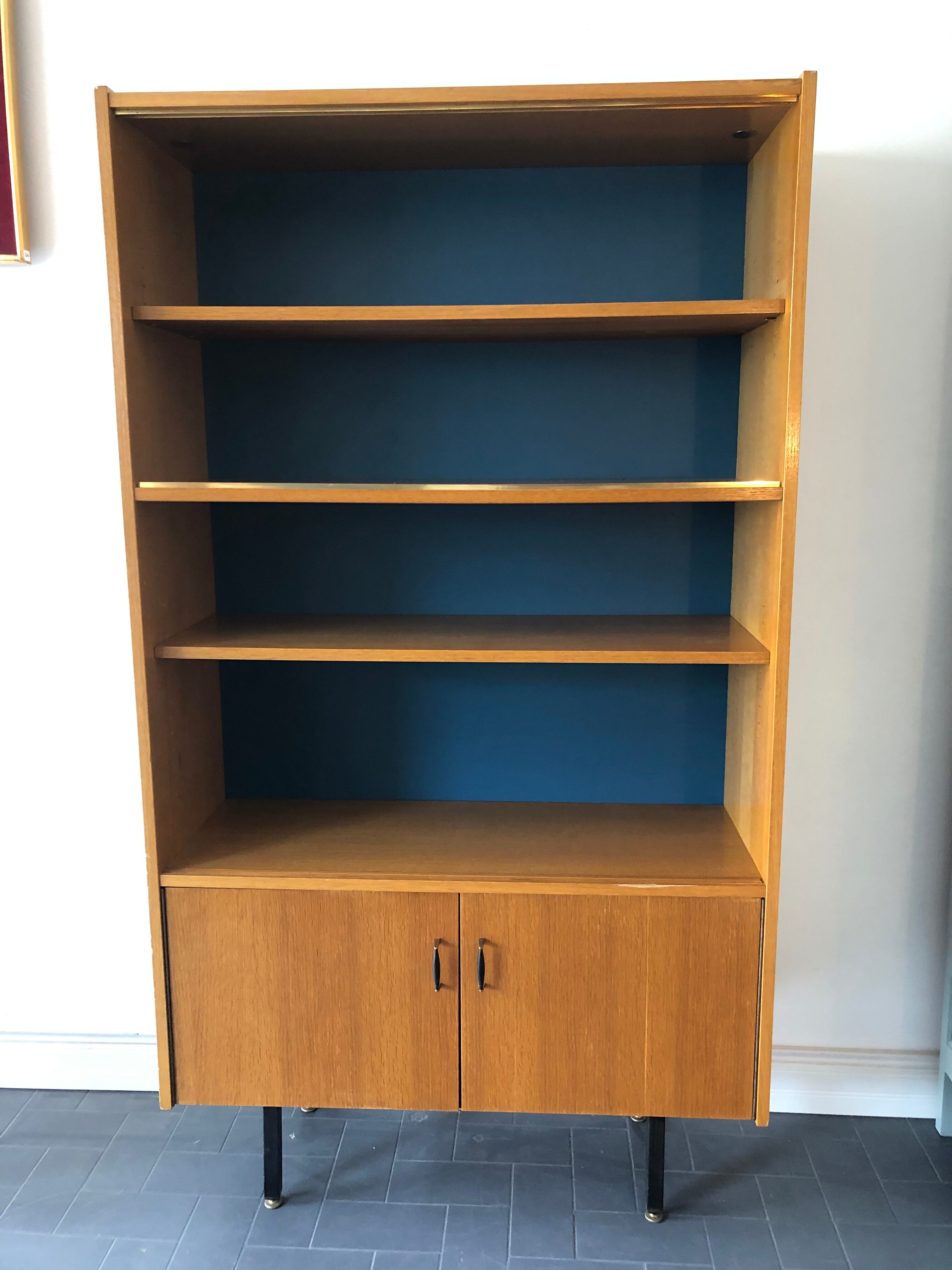 Vintage library design 50